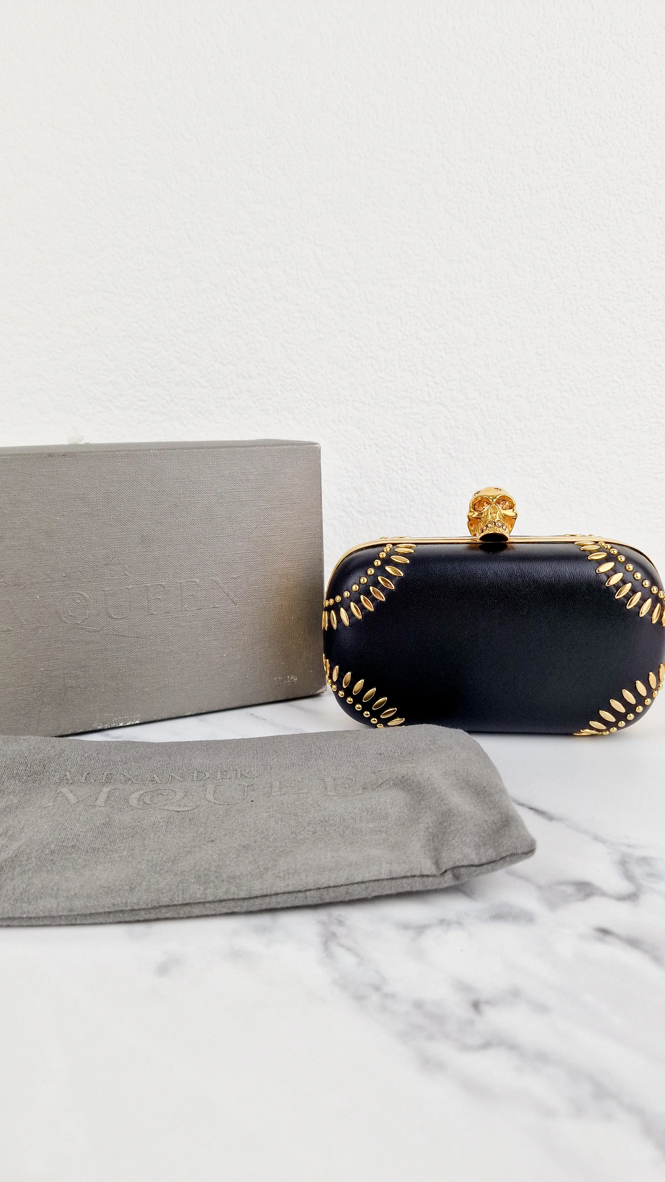 Alexander McQueen Skull Box Clutch in Black Nappa Leather With Gold Studs - 236715 000926 - Image 15