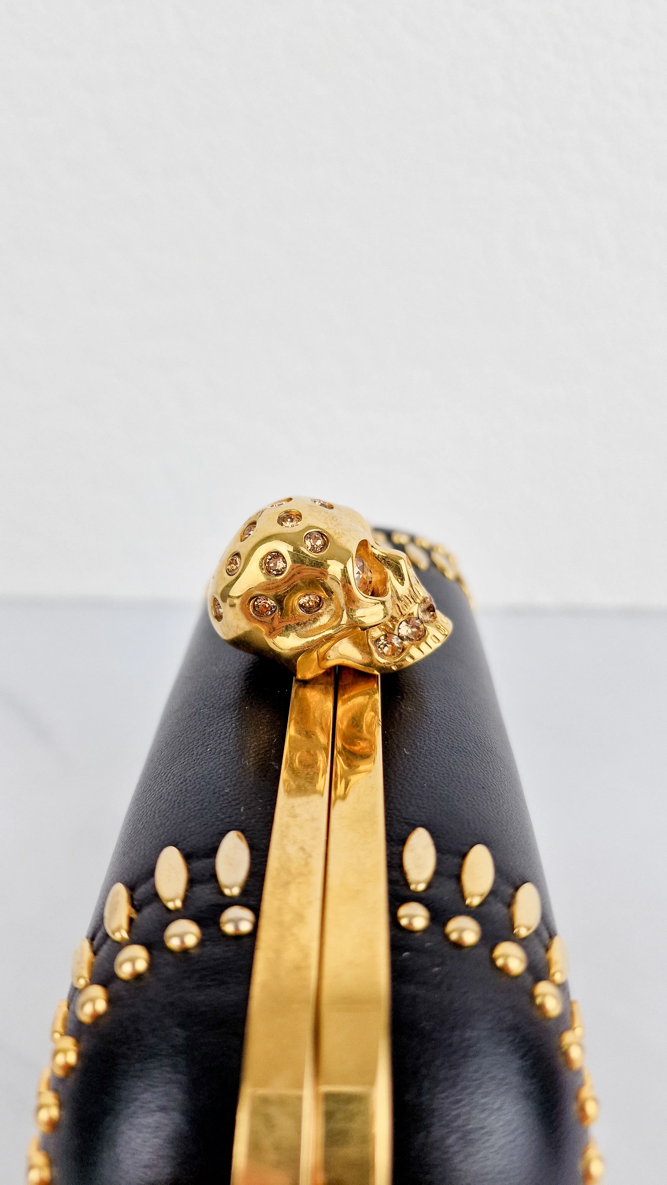Alexander McQueen Skull Box Clutch in Black Nappa Leather With Gold Studs - 236715 000926 - Image 8
