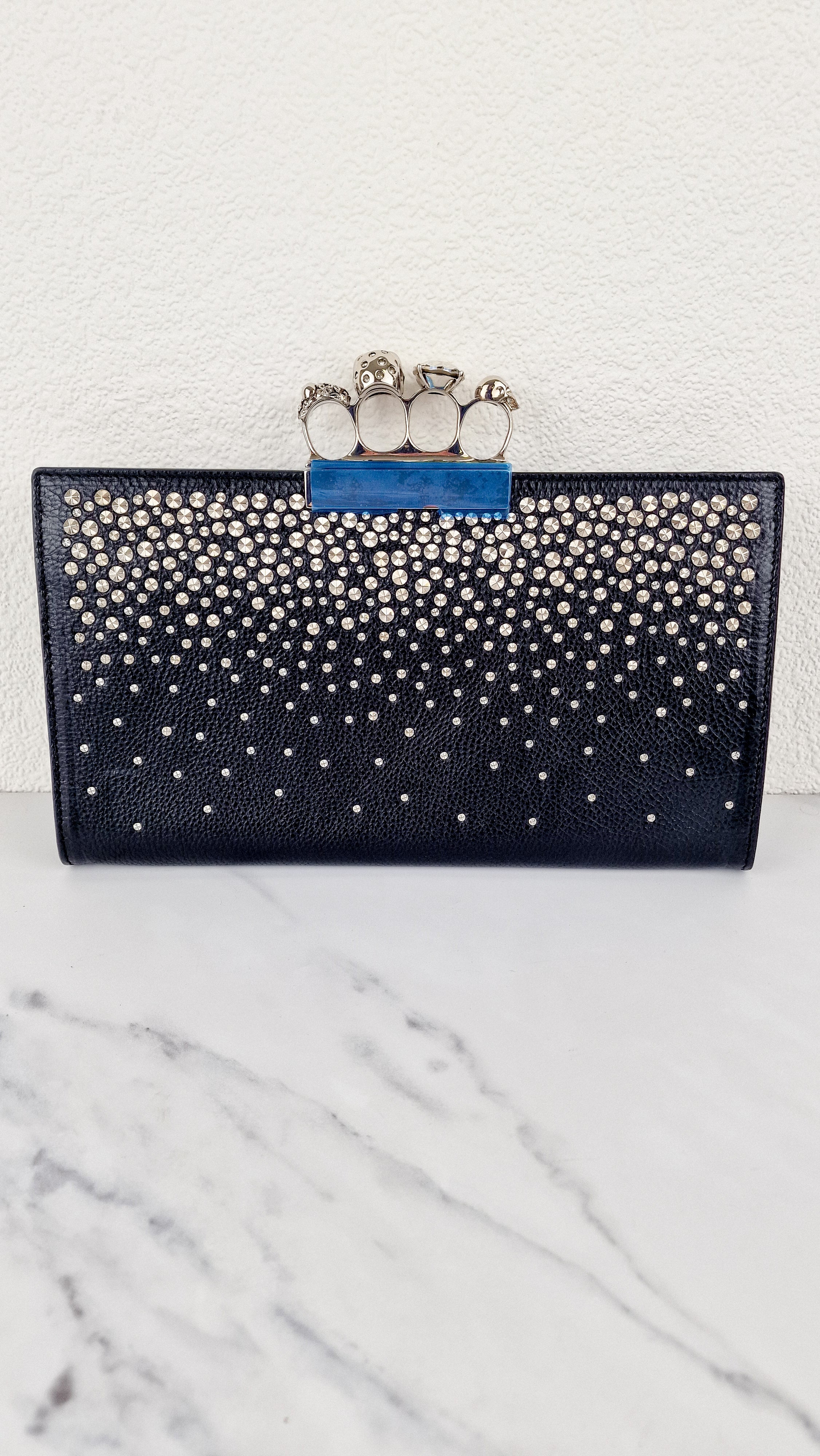 Alexander McQueen Knuckle Skull Flat Clutch in Black Leather Studded 4 Ring Clutch - Image 11