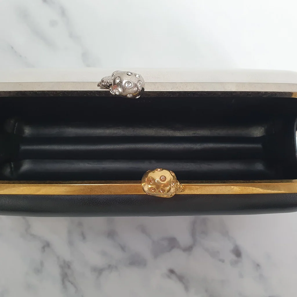 Alexander McQueen Twin Skull Box Clutch Two Tone Black and White Leather Handbag - Image 13