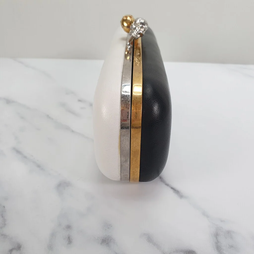 Alexander McQueen Twin Skull Box Clutch Two Tone Black and White Leather Handbag - Image 4
