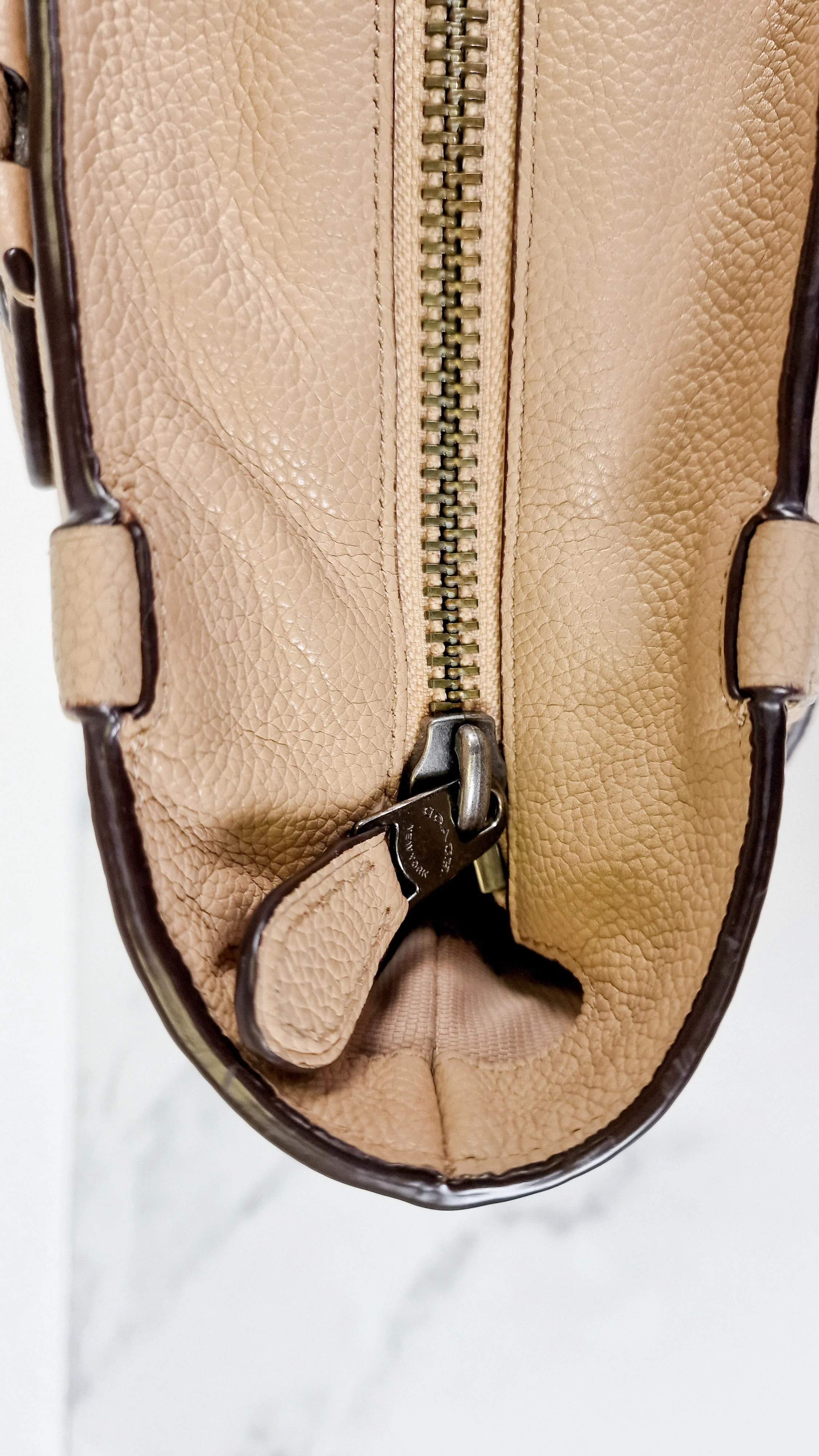 Coach Tatum Tote with Whiplash Chain Detail in Beechwood Beige Nude - Handbag Shoulder Bag - Coach 34398 - Image 9