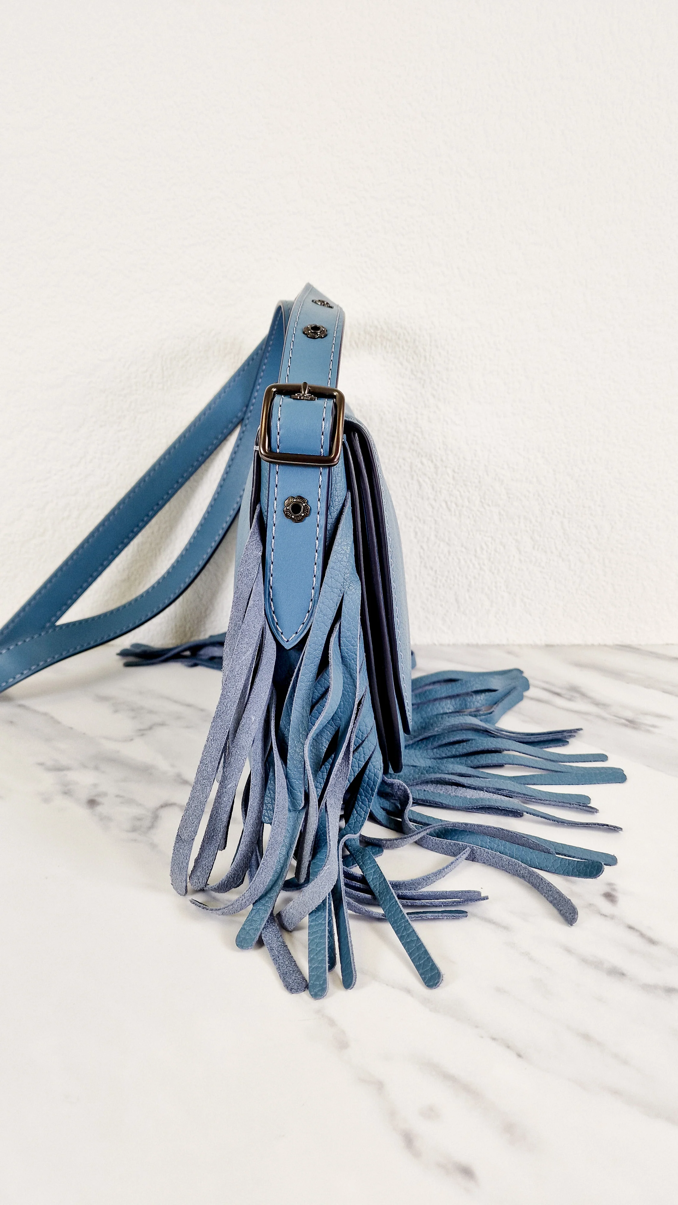 Coach 1941 Saddle 23 with Fringe in Blue Pebbled Leather with Tea Rose Detail - Crossbody Flap Bag - Coach 29240 - Image 4