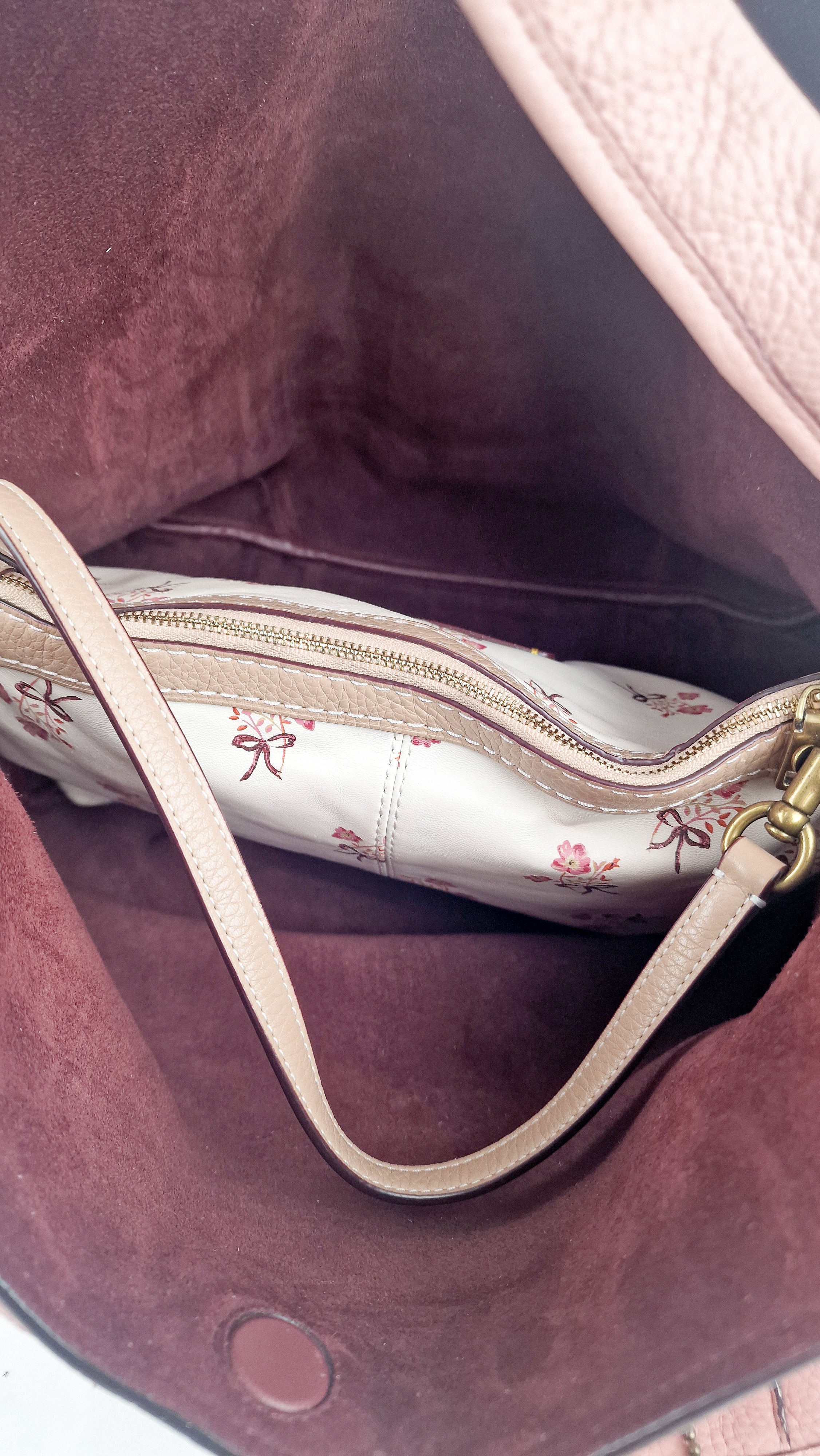 Coach 1941 Bandit Hobo 39 Bag in Peony Pink with Floral Bow - Pebble Leather - 2 in 1 handbag - Coach 86760 - Image 12