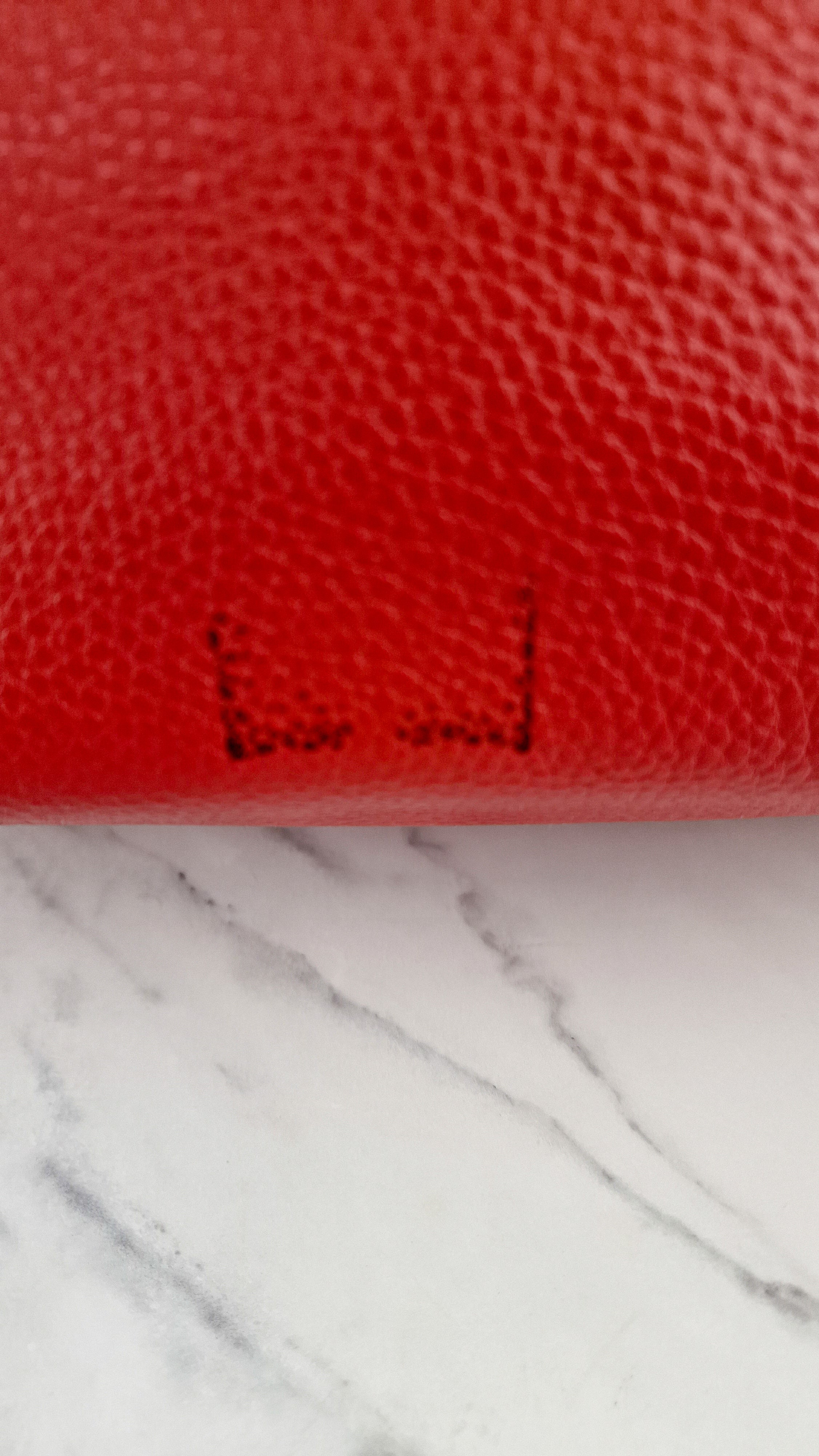 Coach 1941 Bandit Hobo 39 Bag in Washed Red Pebble Leather - 2 in 1 handbag - Coach 86760 - Image 4