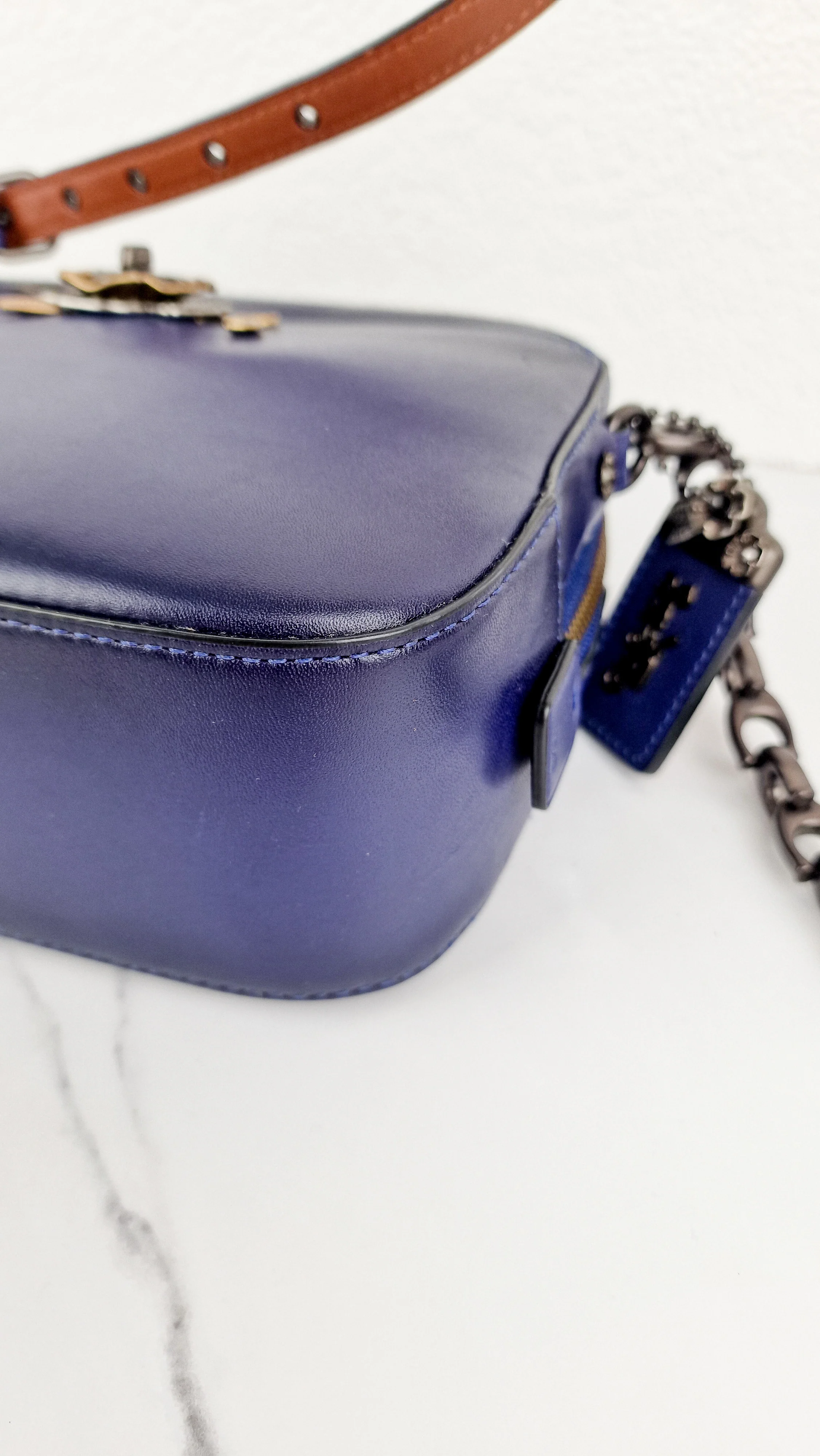 Coach 1941 Camera Bag with Tea Rose Turnlock Scalloped Edge C-Chain Strap Cadet Blue Purple Crossbody Bag - Coach 29094 - Image 15