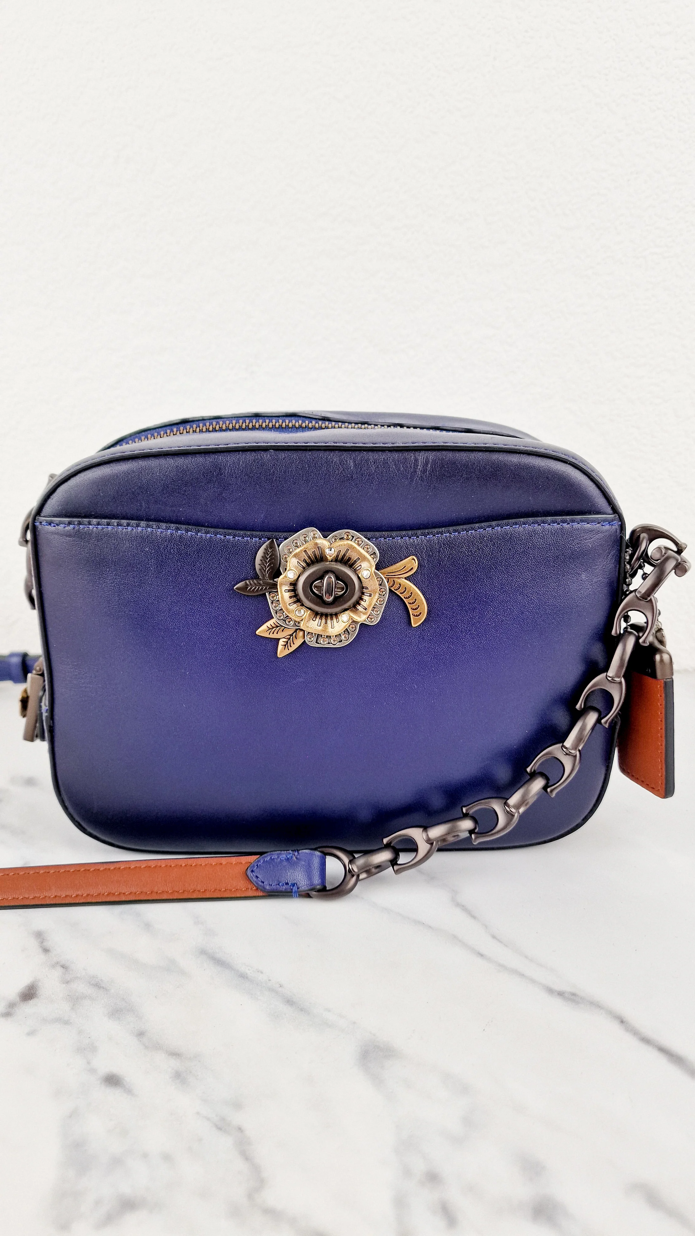 Coach 1941 Camera Bag with Tea Rose Turnlock Scalloped Edge C-Chain Strap Cadet Blue Purple Crossbody Bag - Coach 29094 - Image 2