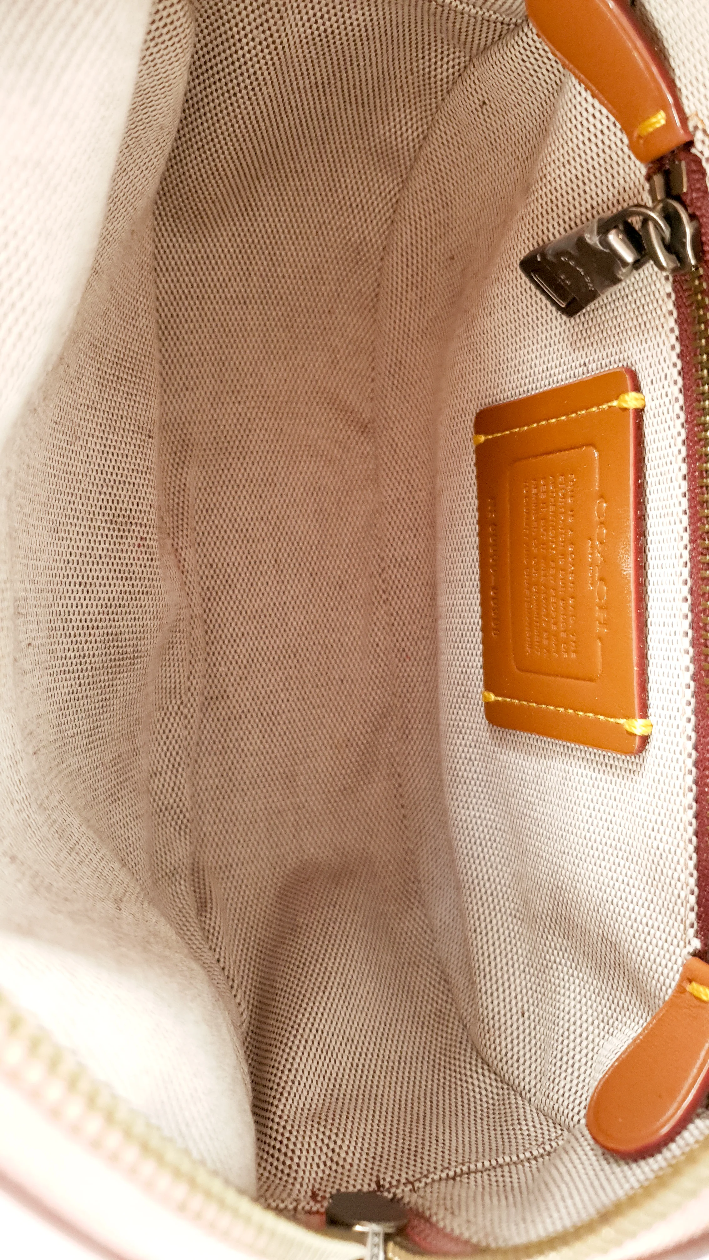 Coach 1941 Canteen Bag in Dusty Rose Pink - 90s Style Crossbody Bag Sample Bag - Image 12