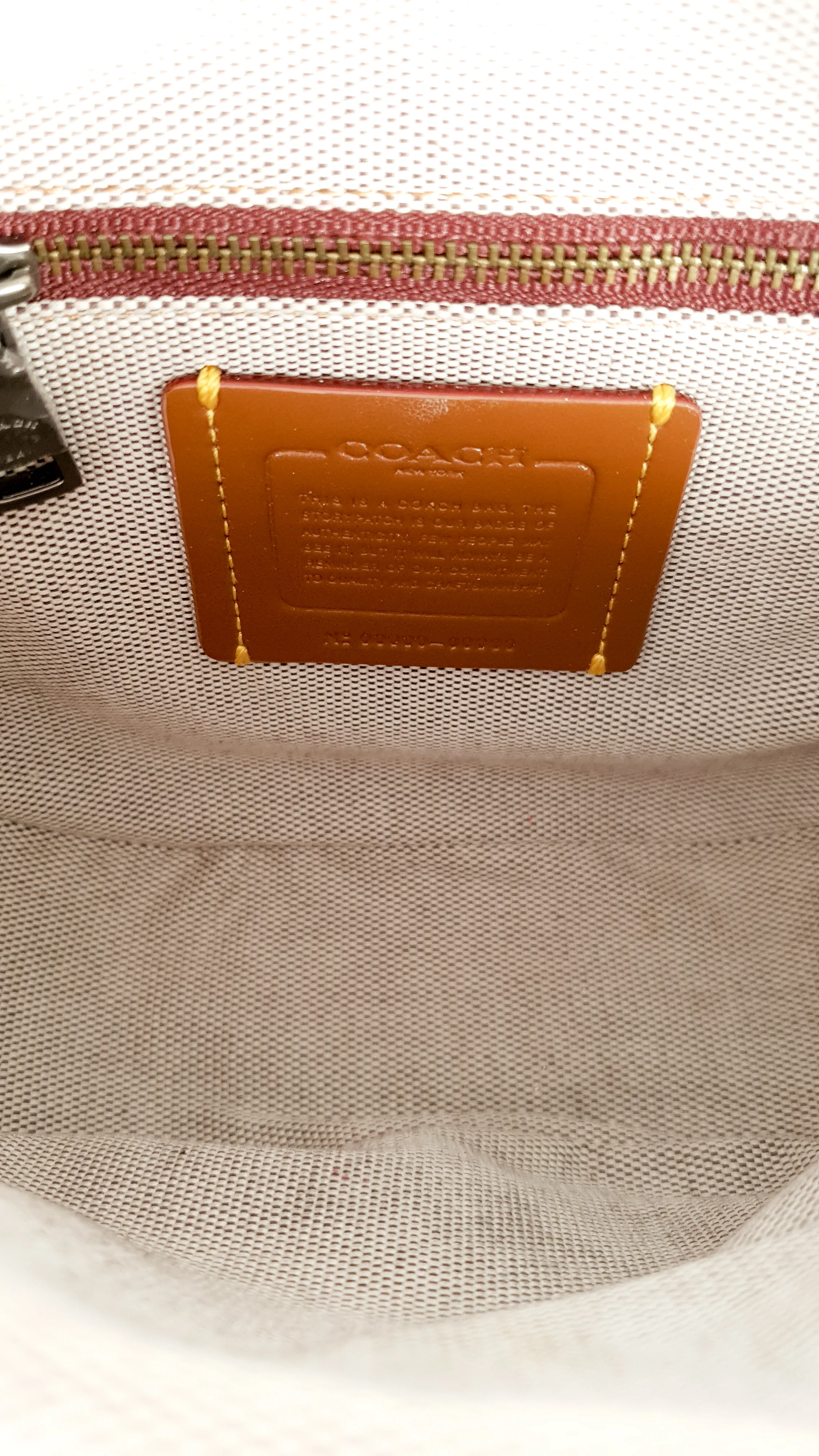 Coach 1941 Canteen Bag in Dusty Rose Pink - 90s Style Crossbody Bag Sample Bag - Image 13