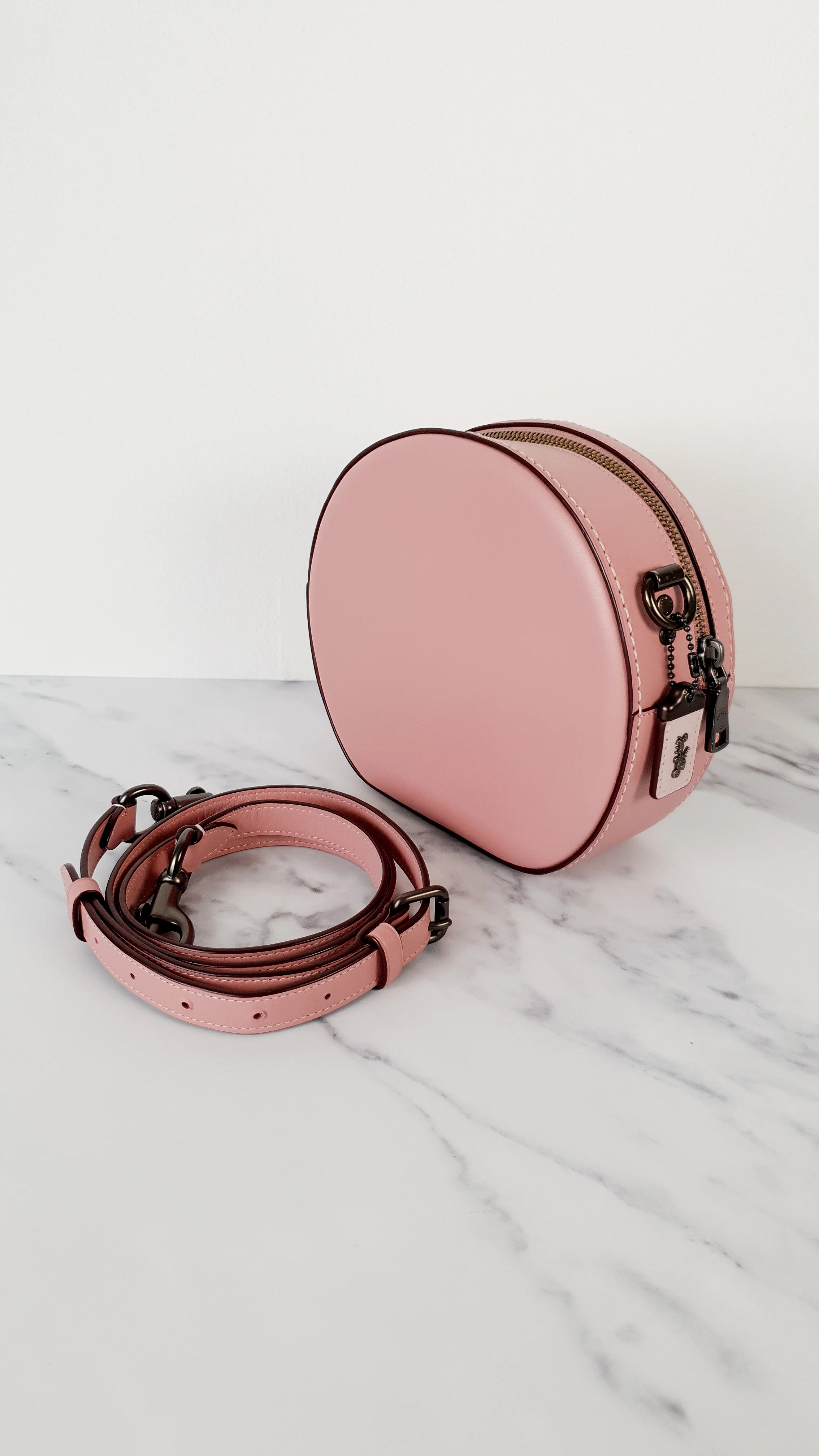 Coach 1941 Canteen Bag in Dusty Rose Pink - 90s Style Crossbody Bag Sample Bag - Image 2