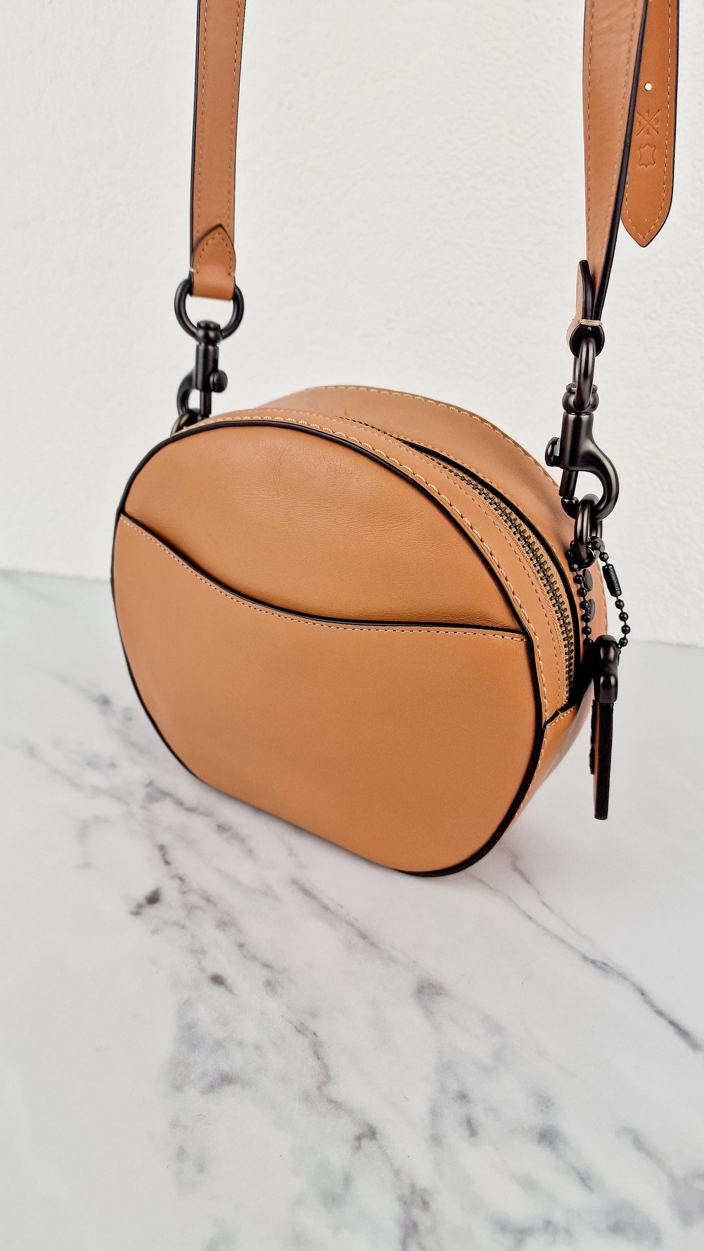 Coach 1941 Canteen Bag in Melon Orange - 90s Style Crossbody Bag Sample Bag  35844 - Image 2