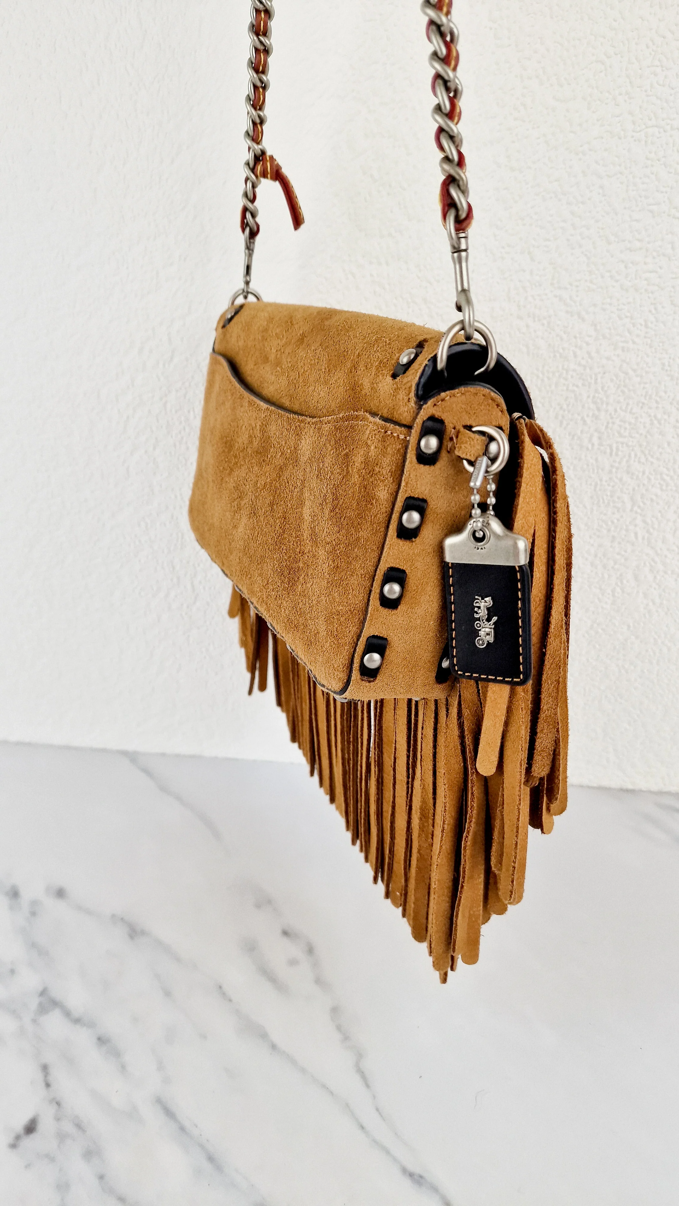 Coach 1941 Dinky in Light Saddle Tan Brown Cervo Suede with Fringe & Light Antique Nickel Concho Turnlock - Crossbody Bag Shoulder Bag - Coach 86821 - Image 18
