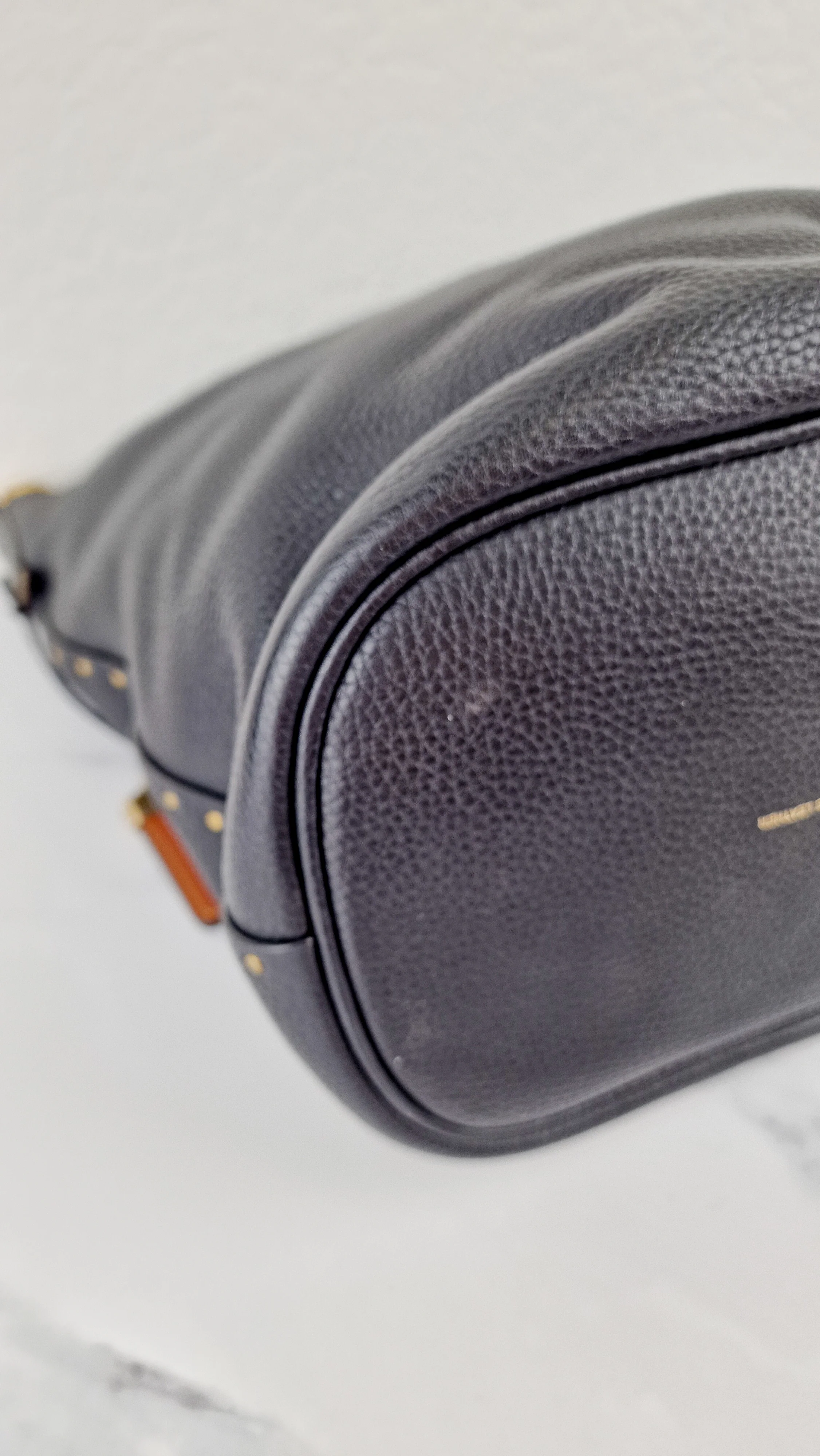 Coach 1941 Duffle Bag with Border Rivets in Black Pebble Leather with Zip Top Tea Rose - Crossbody bag - Image 12