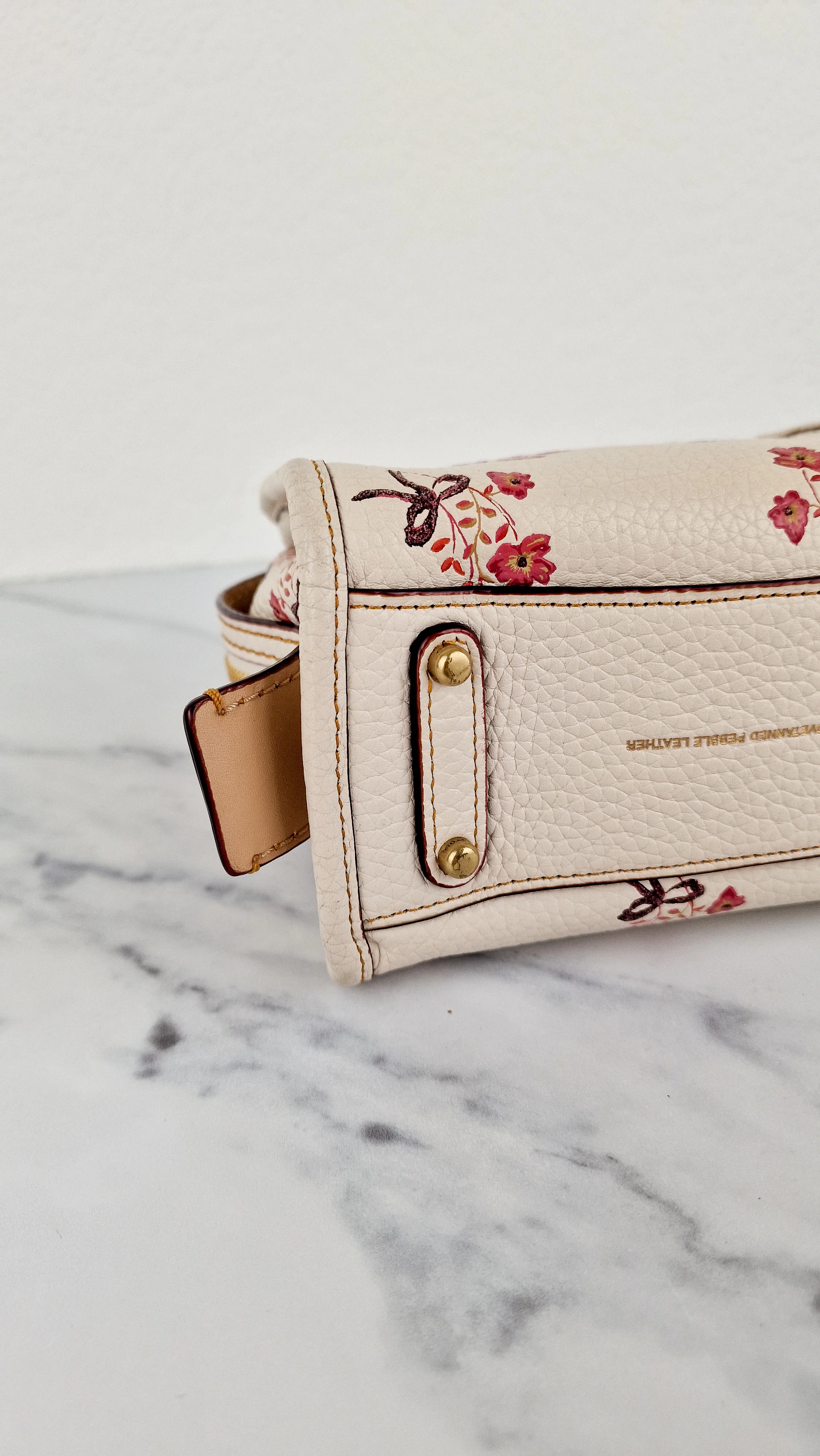Coach 1941 Rogue 17 Floral Bow Chalk White Crossbody Bag Mini Bag in Pebbled Leather - Coach 26835 - Image 11