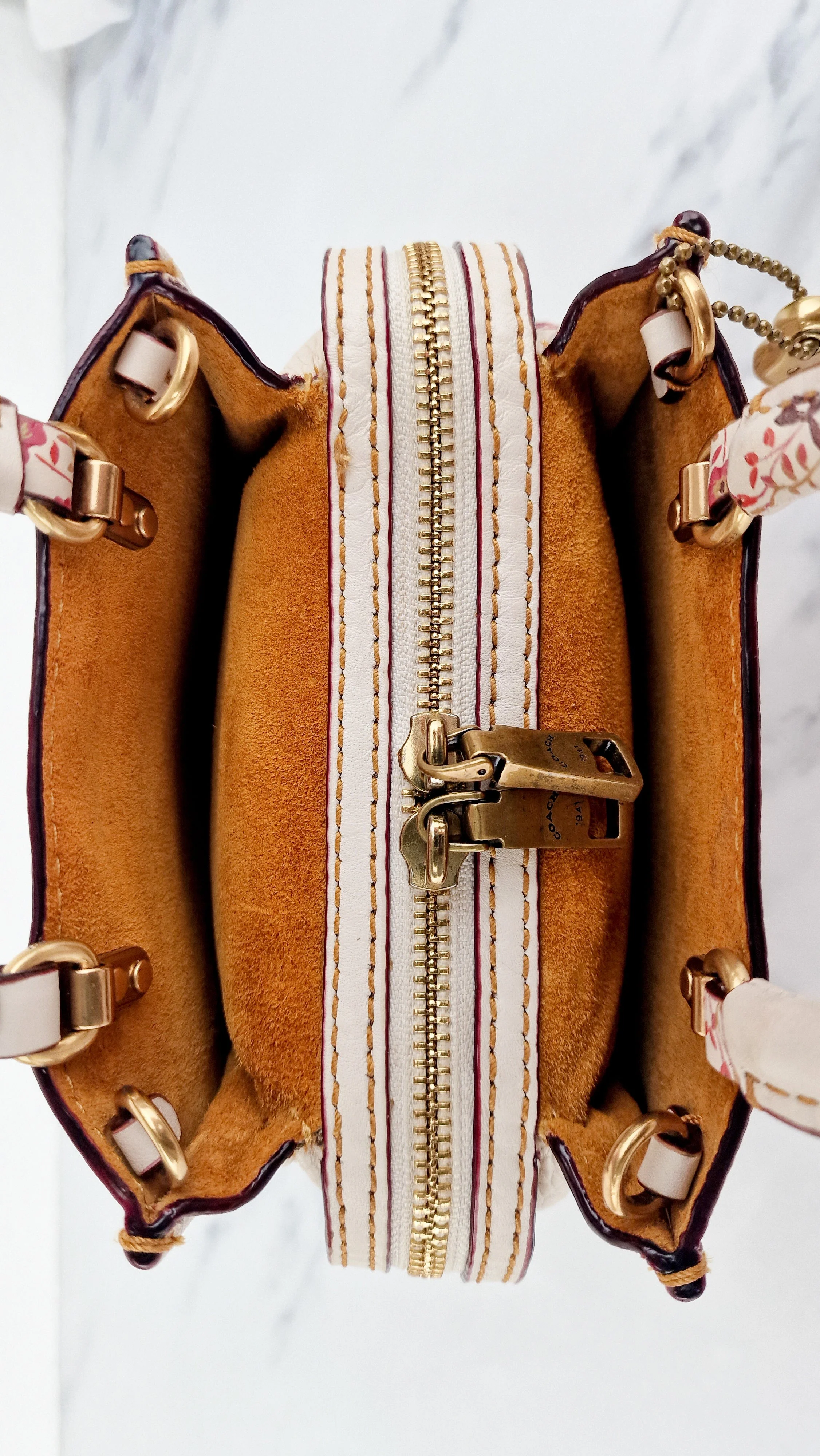 Coach 1941 Rogue 17 Floral Bow Chalk White Crossbody Bag Mini Bag in Pebbled Leather - Coach 26835 - Image 14