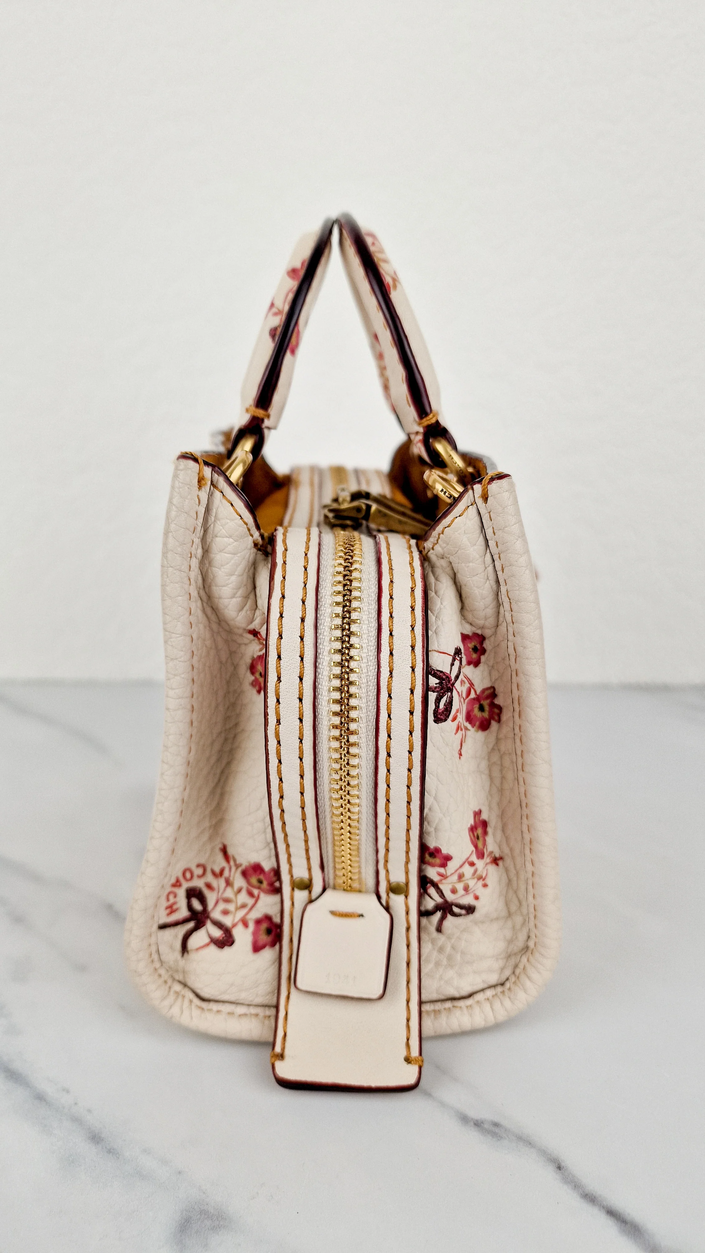 Coach 1941 Rogue 17 Floral Bow Chalk White Crossbody Bag Mini Bag in Pebbled Leather - Coach 26835 - Image 7