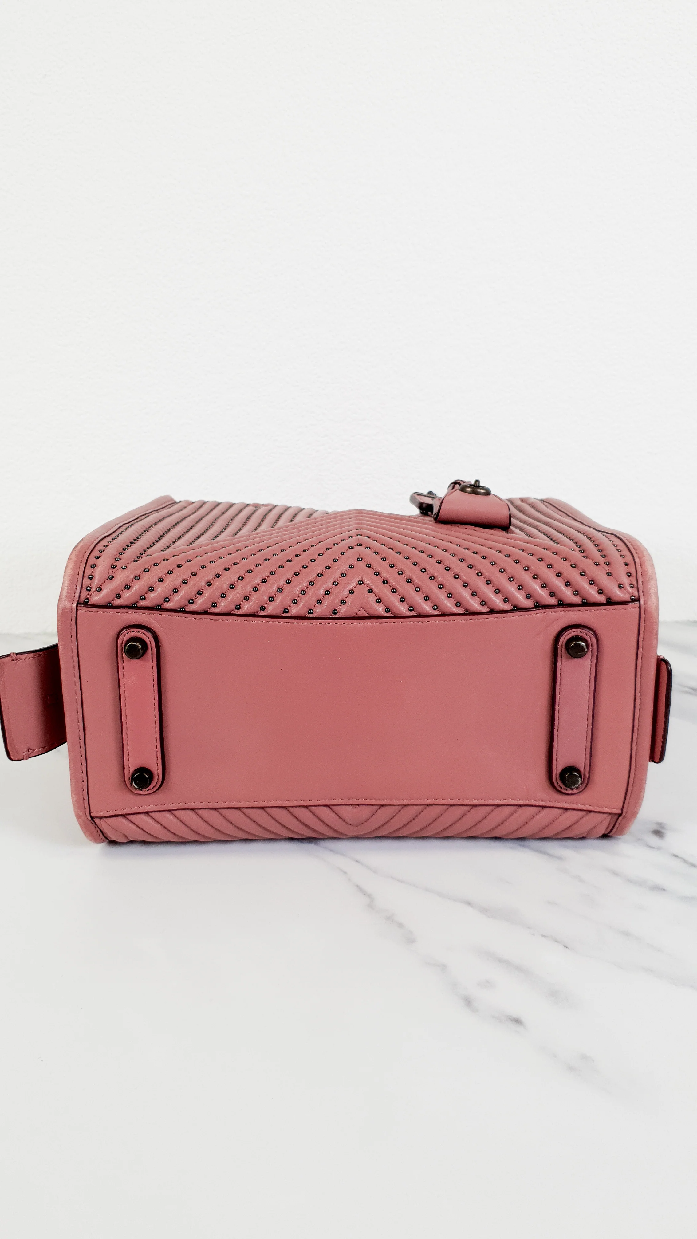 Coach 1941 Rogue 25 in Dusty Rose Pink Quilted Studded Chevron Nappa Leather - Shoulder Bag Handbag - Coach 22797 - Image 12