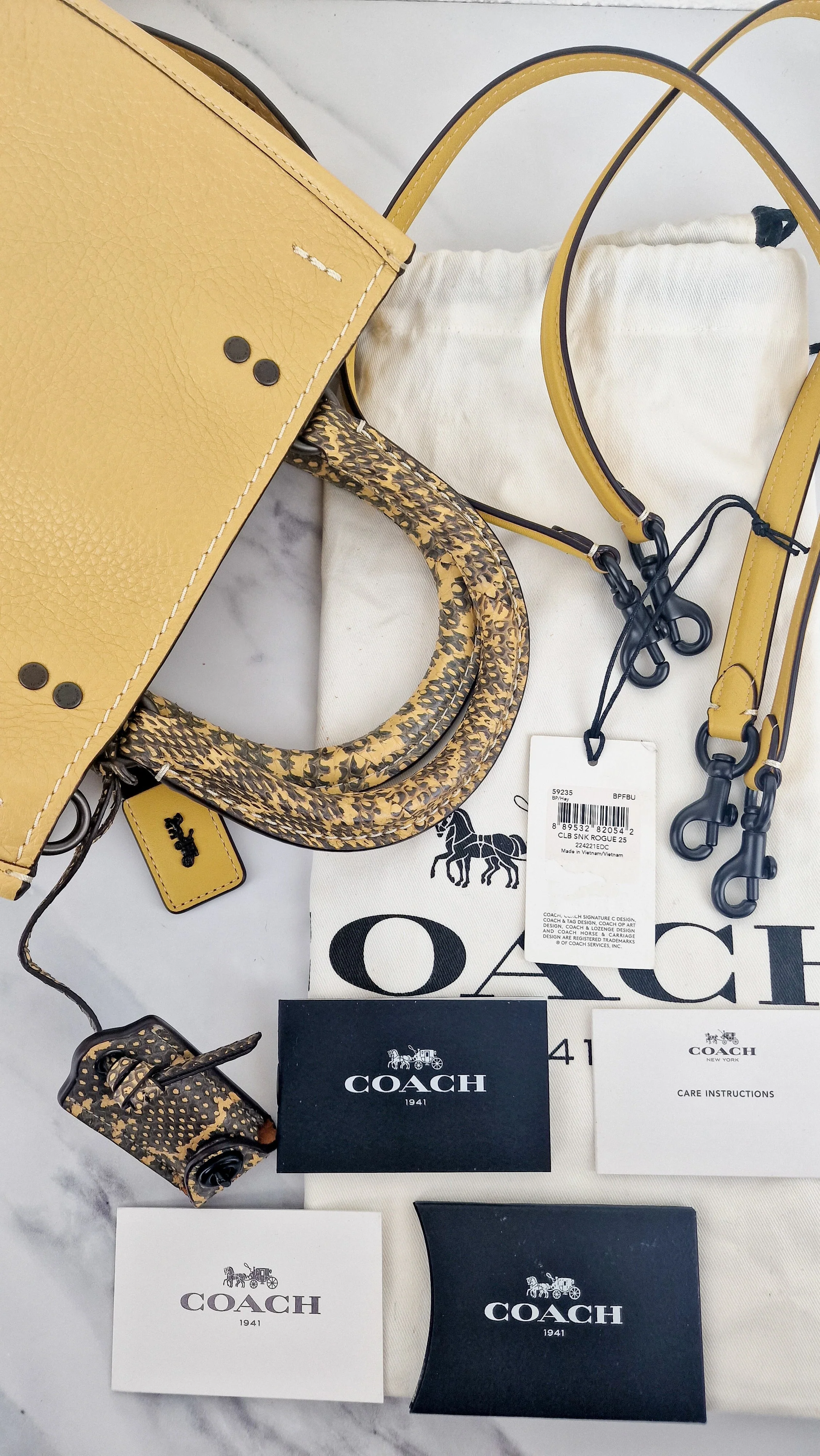 Coach 1941 Rogue 25 in Hay Yellow with Snakeskin Handles - Shoulder Bag Handbag in Pebble Leather Colorblock - Coach 59235 - Image 16