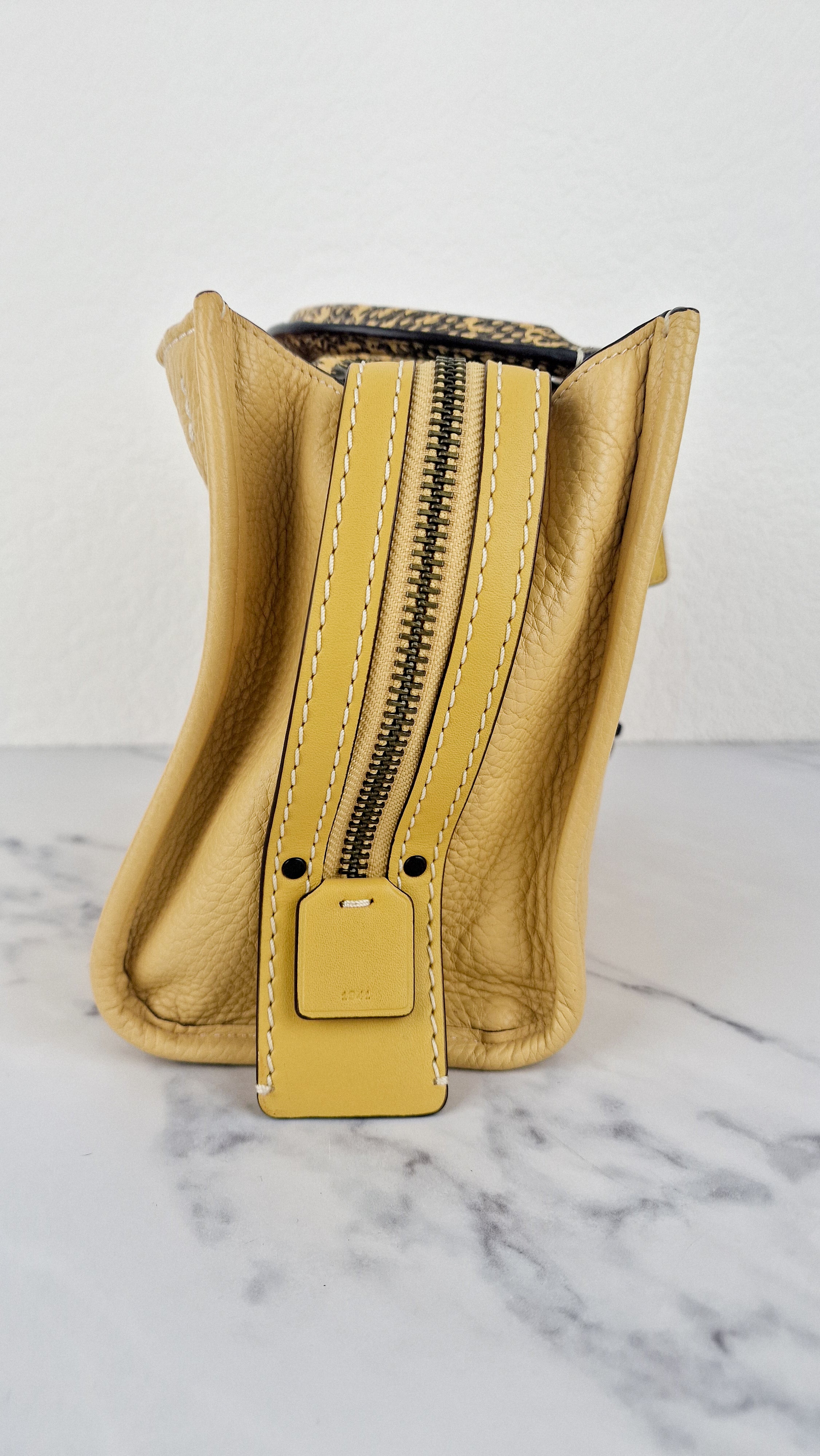 Coach 1941 Rogue 25 in Hay Yellow with Snakeskin Handles - Shoulder Bag Handbag in Pebble Leather Colorblock - Coach 59235 - Image 8