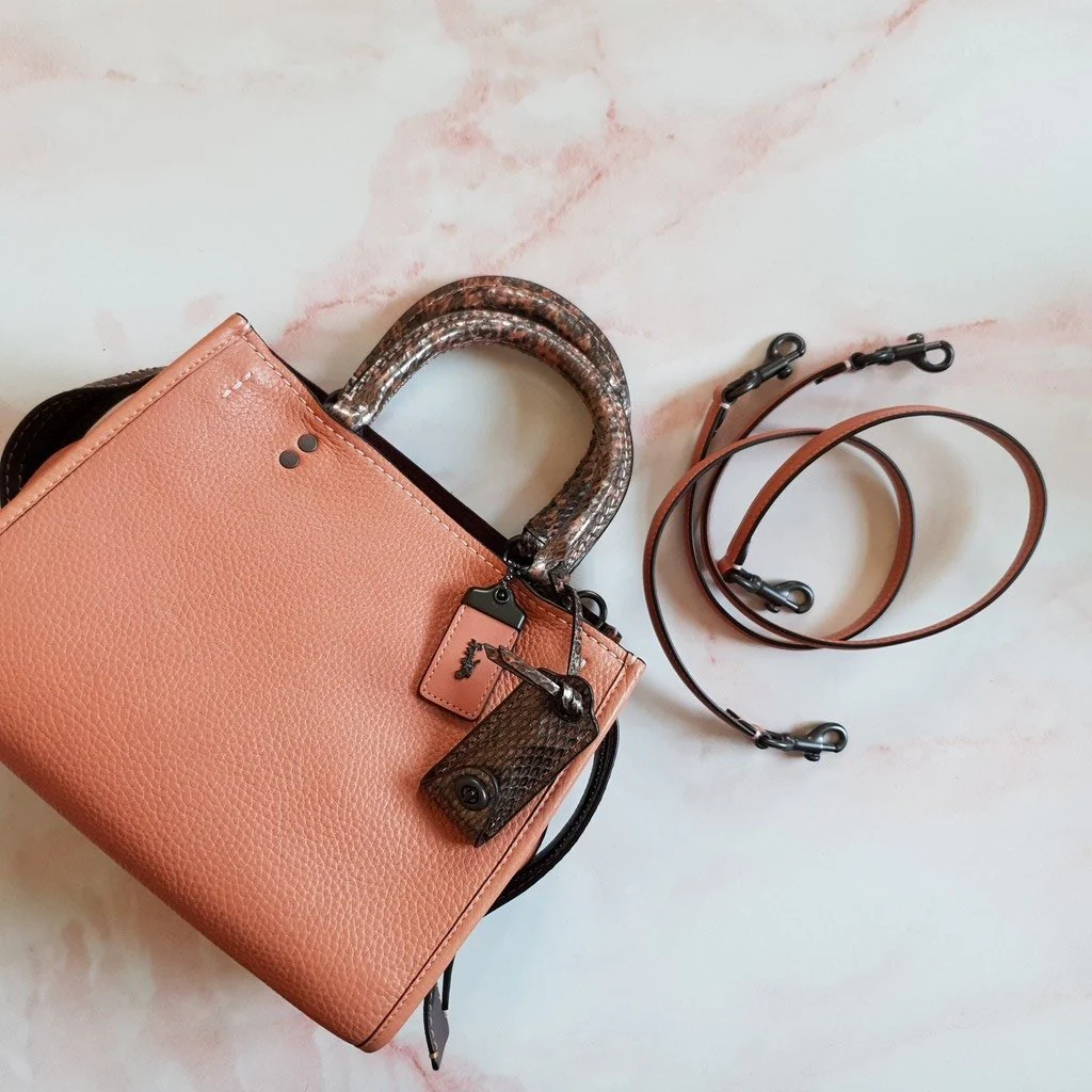 Coach 1941 Rogue 25 in Melon with Snakeskin Handles - Shoulder Bag Handbag in Pebble Leather Pink Salmon Peach - Image 17