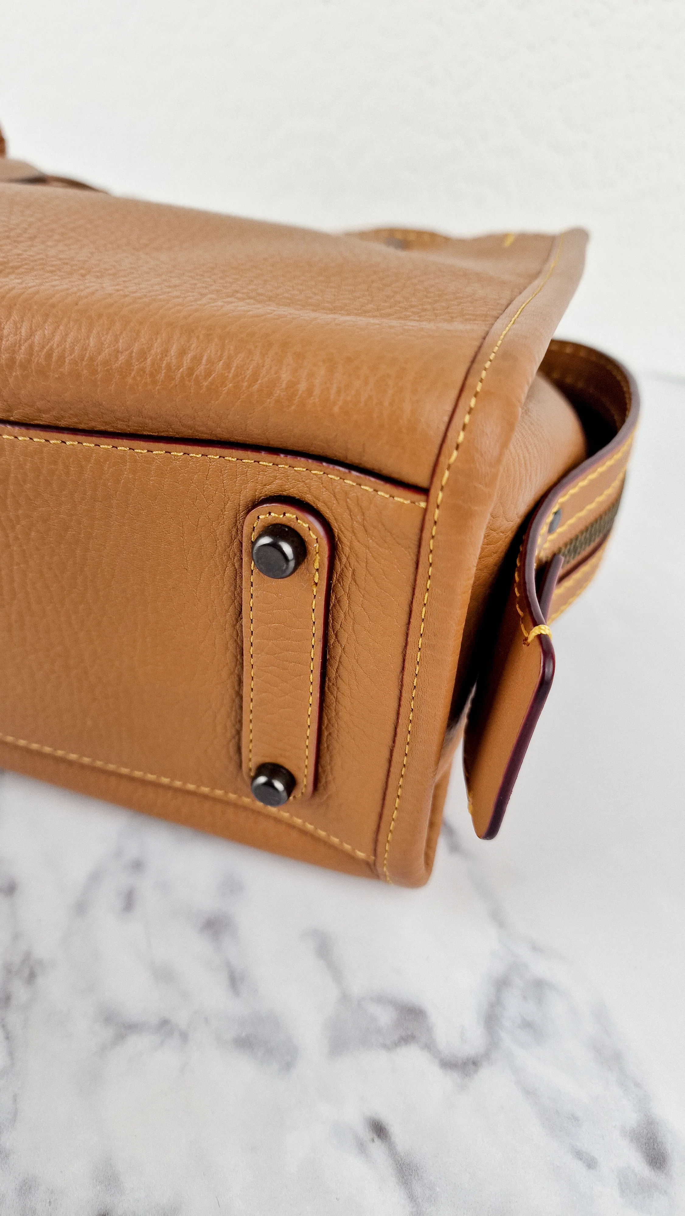 Coach 1941 Rogue 25 Light Saddle Brown Leather & Burgundy Suede Handbag - Coach 54536 - Image 11