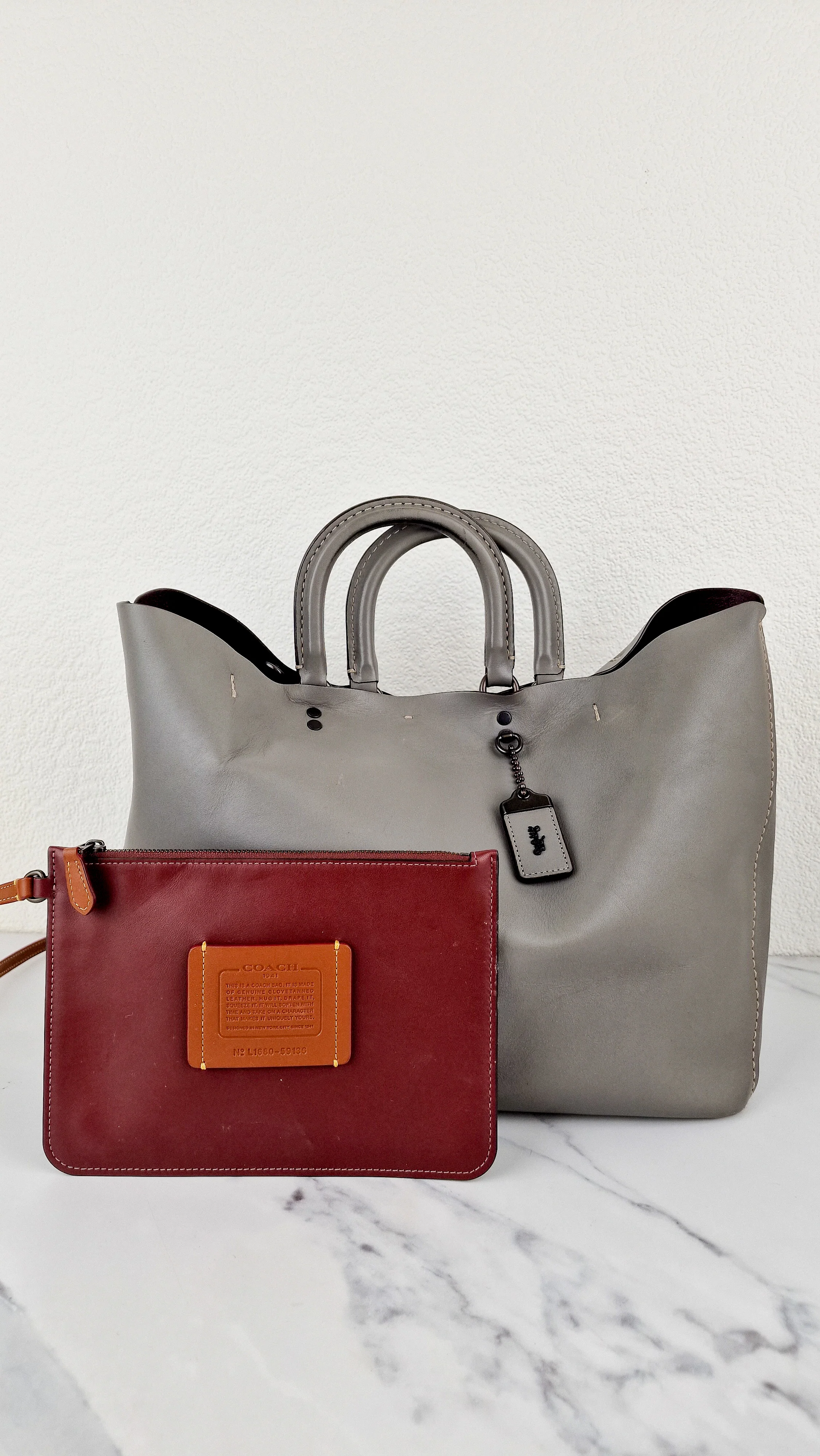 Coach 1941 Rogue Tote Bag Grey Smooth Leather Handbag Shoulder Bag - Coach 59136 - Image 15