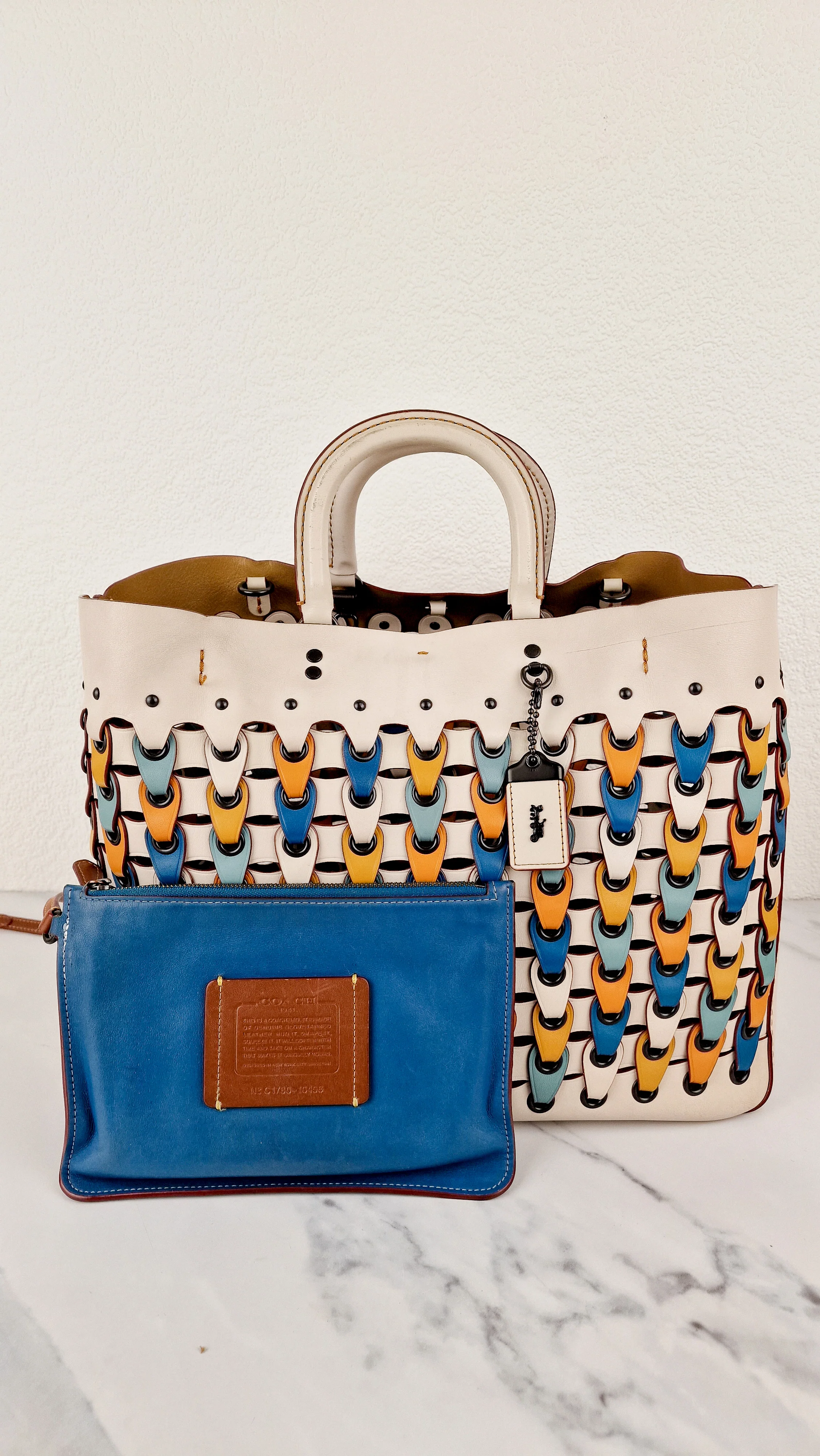 Coach 1941 Rogue Tote Bag With Links in Chalk Smooth Leather Blue, Yellow Colorblock Handbag Coach 10496 - Image 16