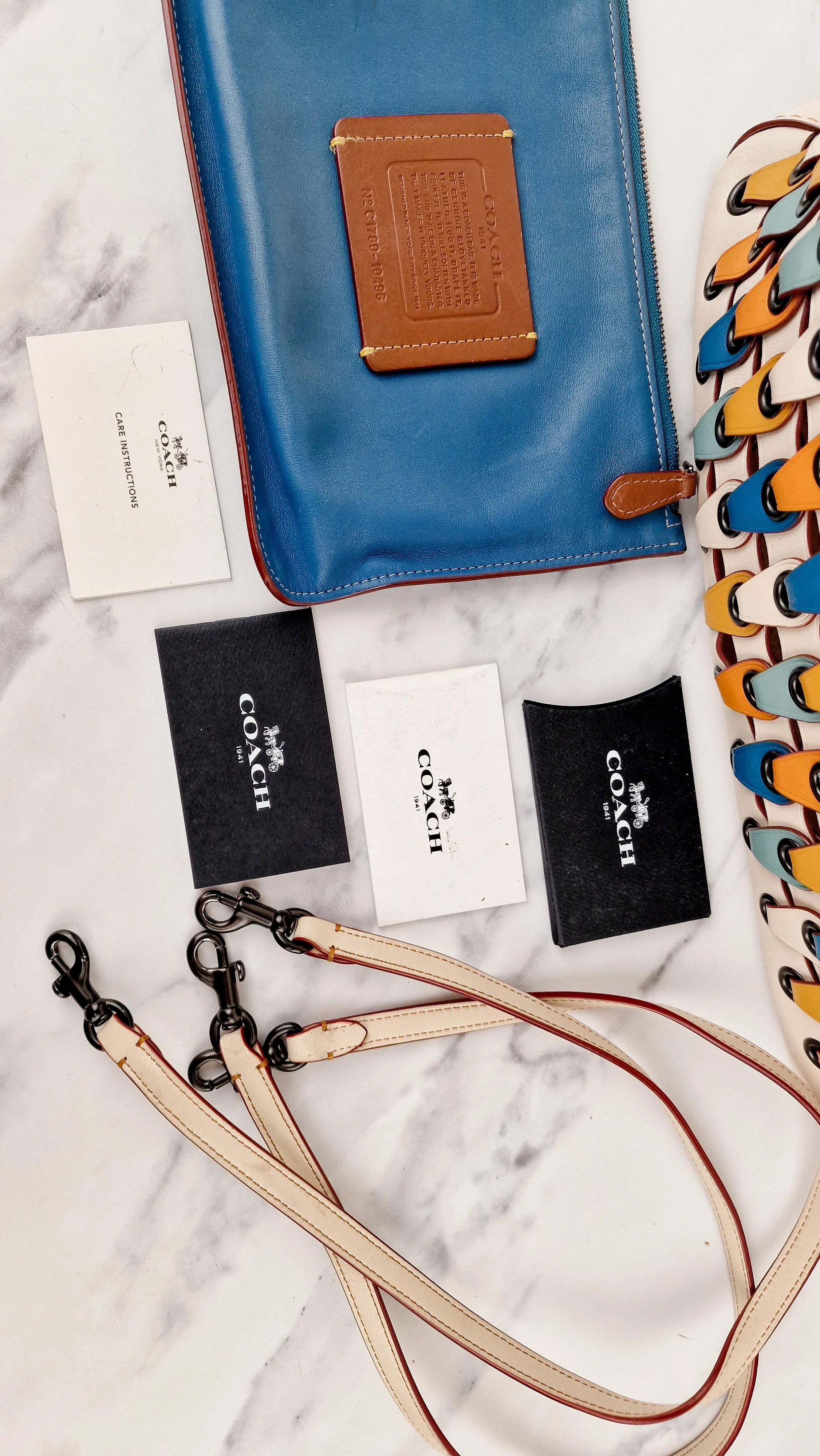 Coach 1941 Rogue Tote Bag With Links in Chalk Smooth Leather Blue, Yellow Colorblock Handbag Coach 10496 - Image 2