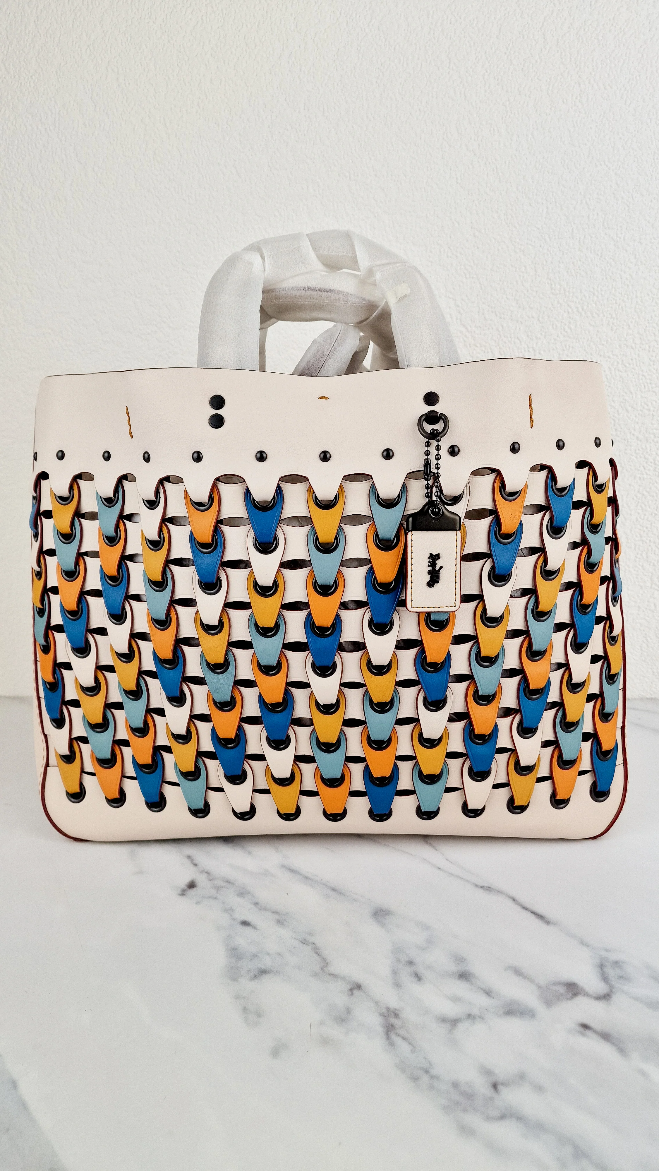 Coach 1941 Rogue Tote Bag With Links in Chalk Smooth Leather Blue, Yellow Colorblock Handbag - Coach 10496
