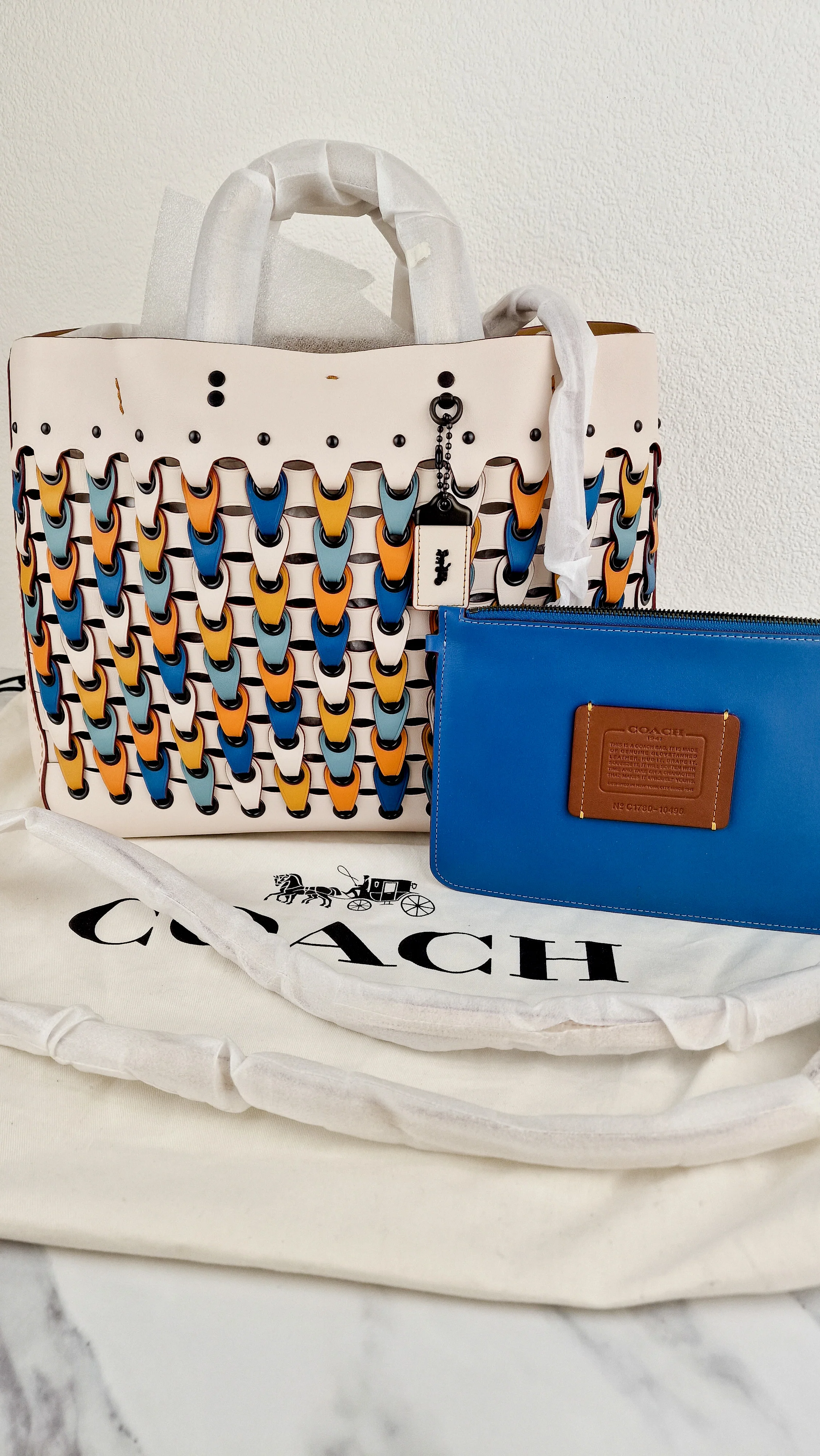 Coach 1941 Rogue Tote Bag With Links in Chalk Smooth Leather Blue, Yellow Colorblock Handbag - Coach 10496 - Image 2