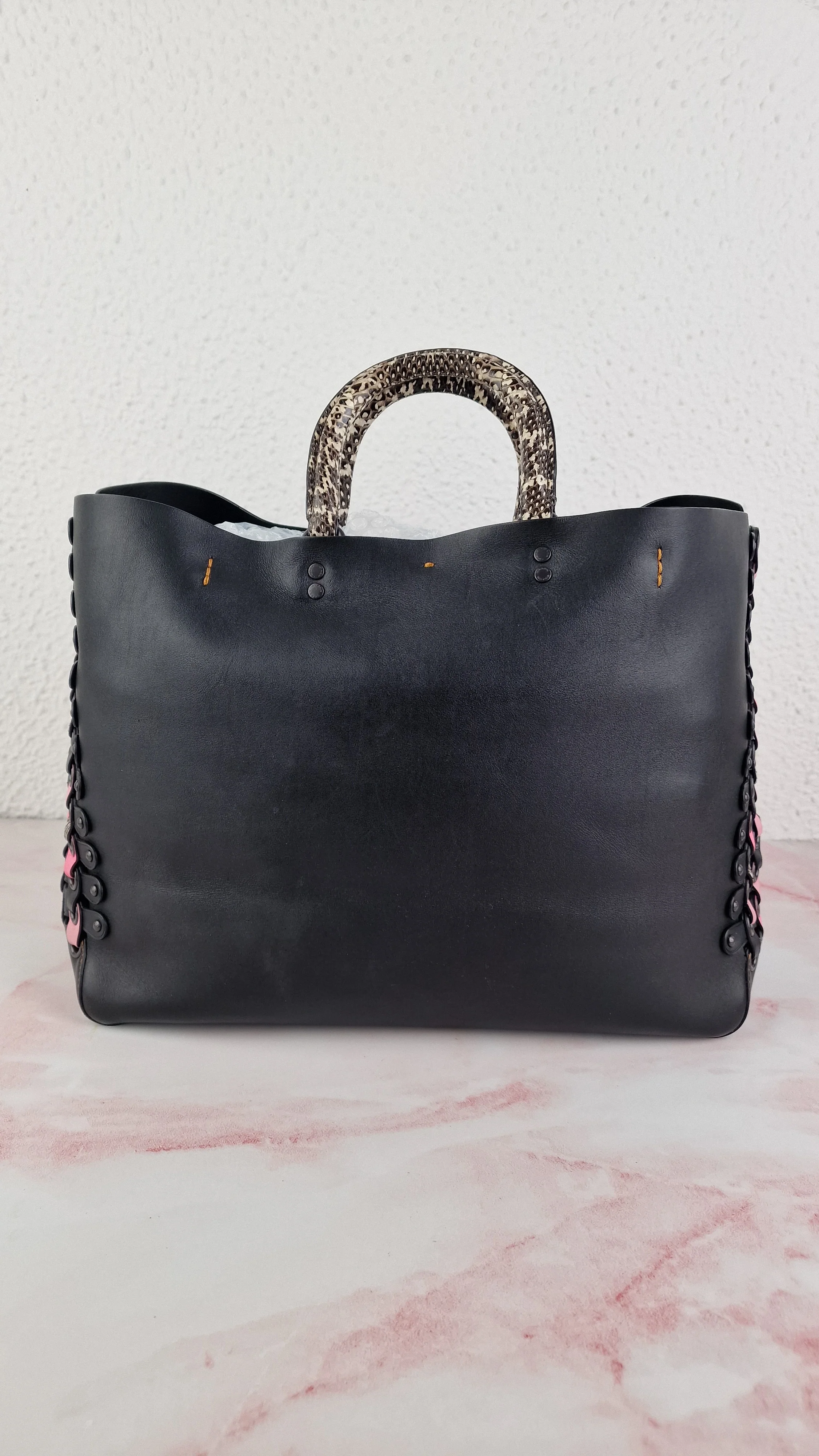 Coach 1941 Rogue Tote Bag With Links in Black & Pink With Snakeskin Handles - Image 5