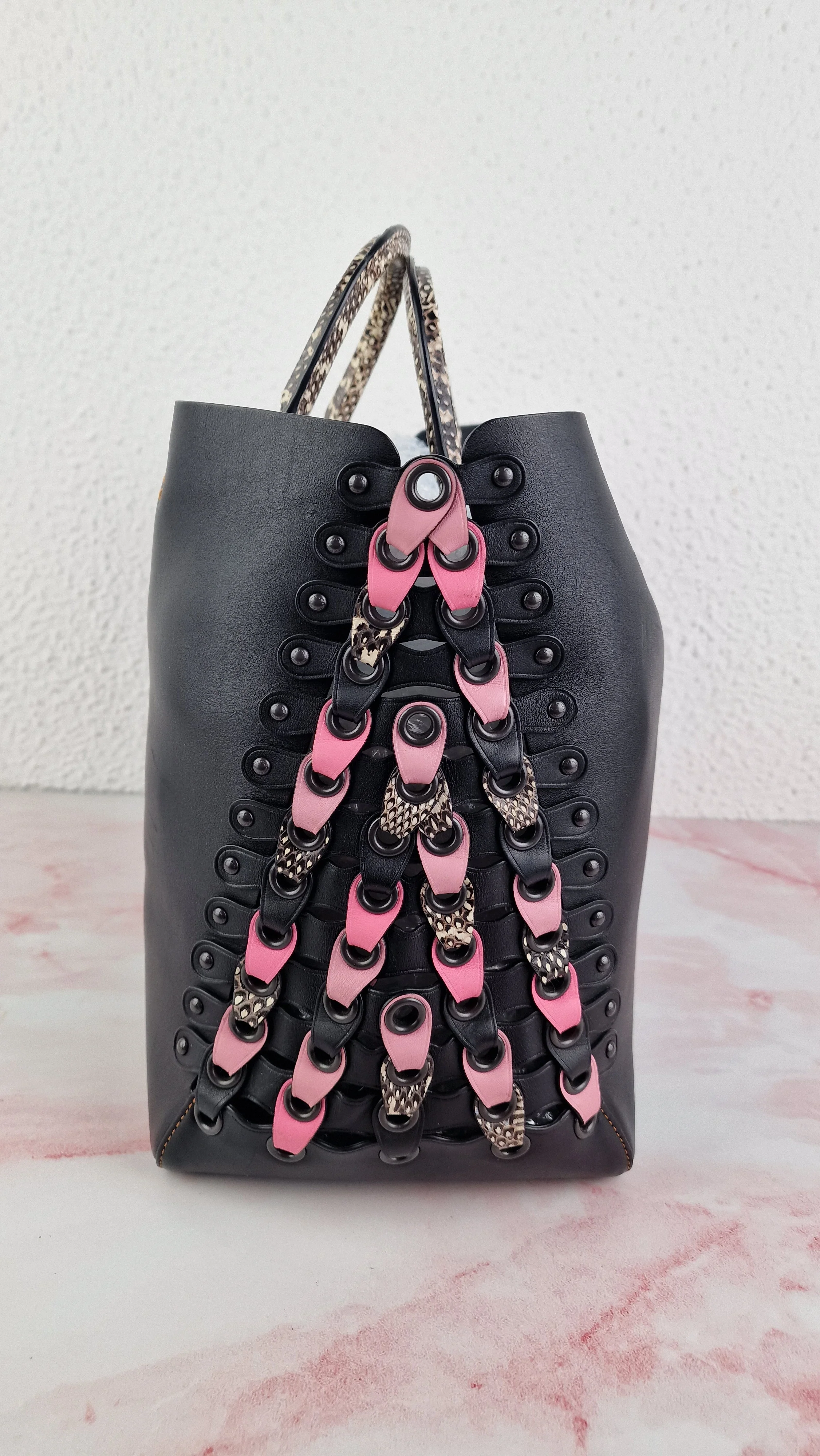 Coach 1941 Rogue Tote Bag With Links in Black & Pink With Snakeskin Handles - Image 6
