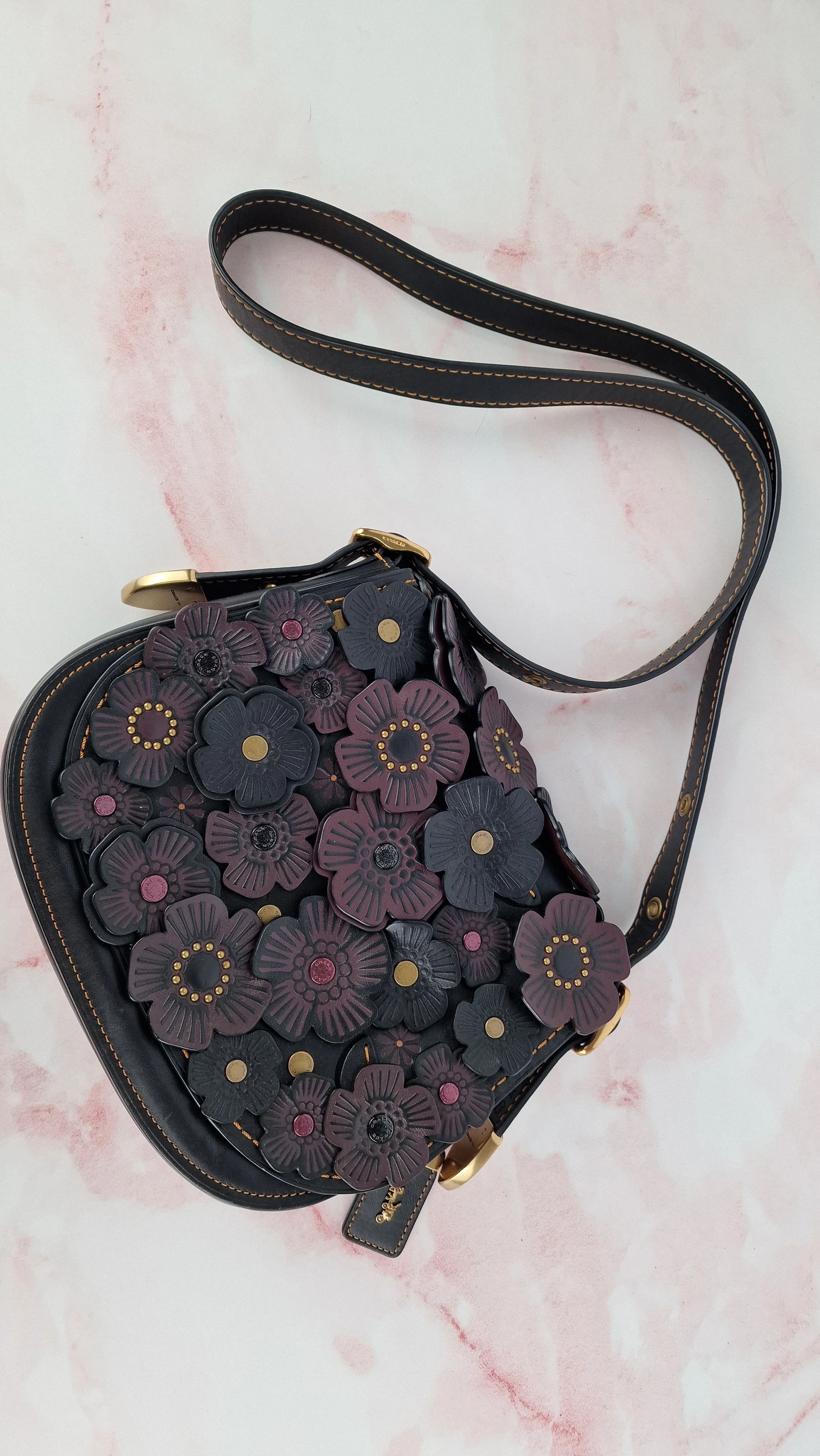 Coach 1941 Saddle 23 Bag in Black & Burgundy Tea Roses Appliqué Crossbody Shoulder Bag - Coach 38195 - Image 23