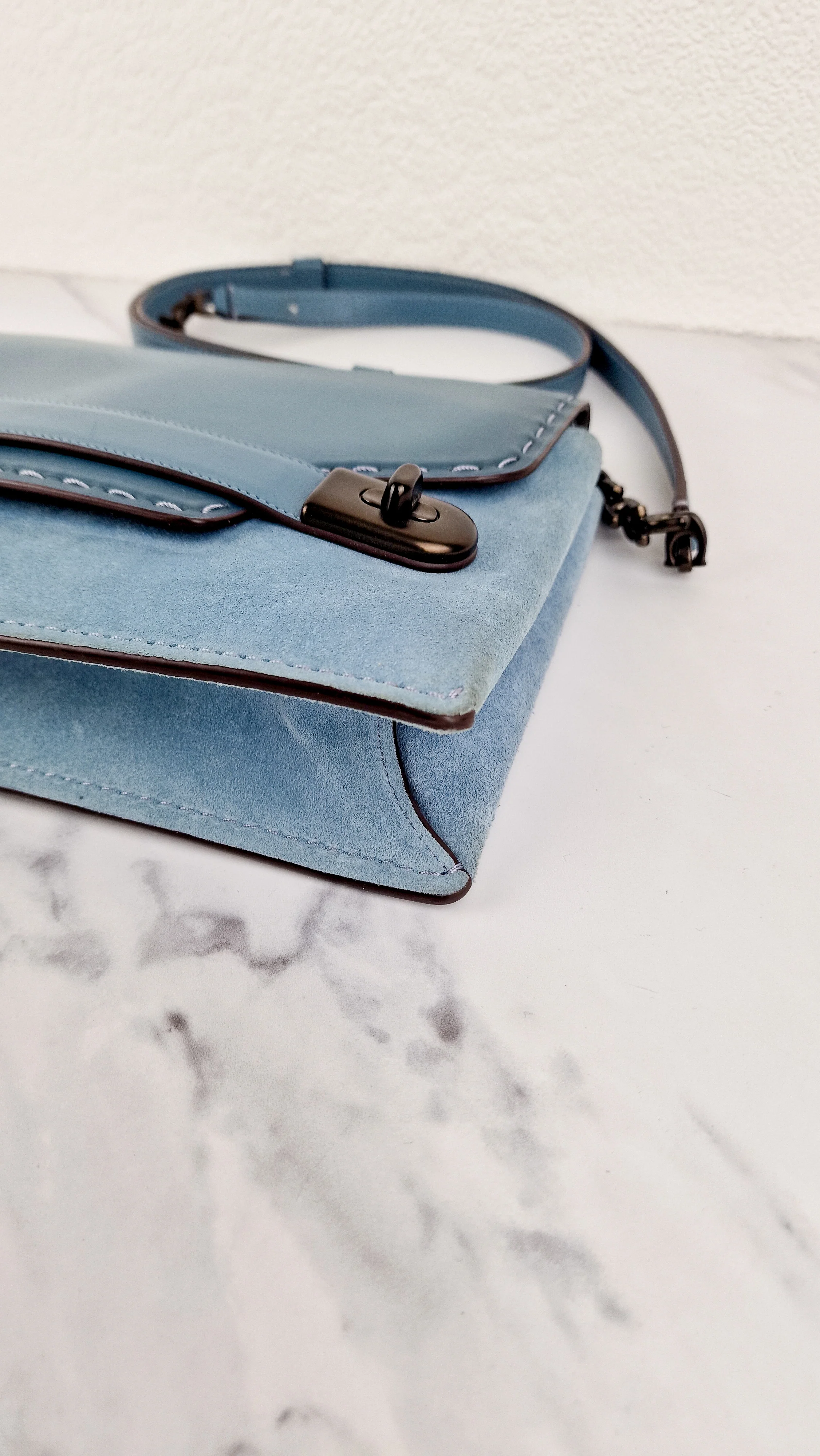Coach 1941 Swagger Crossbody Chambray Blue Suede & Smooth Leather - Clutch Shoulder Bag Coach 25833 - Image 10