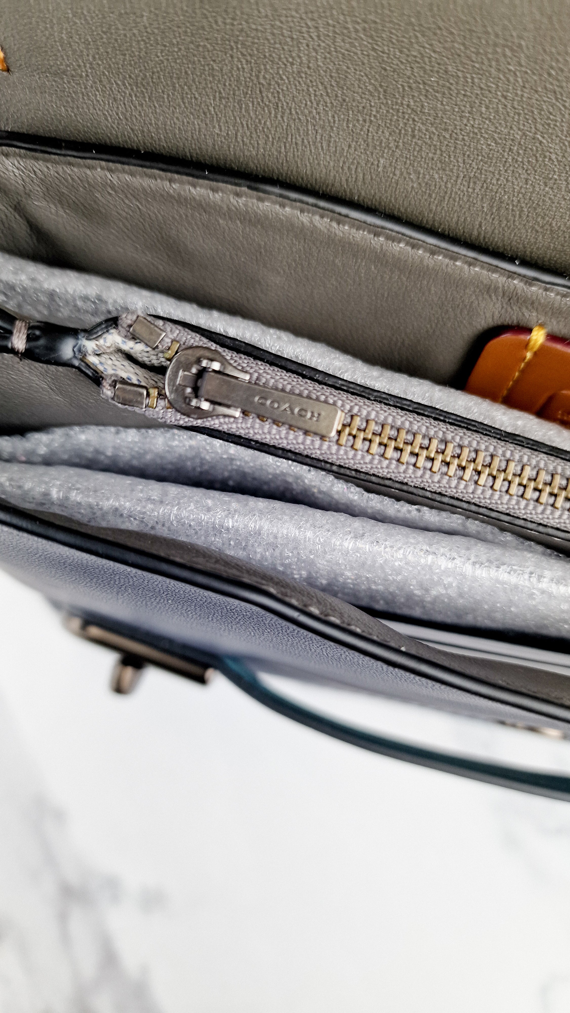 Coach 1941 Swagger Crossbody in Dark Blue Colorblock Smooth Leather Coach 25833 - Image 15