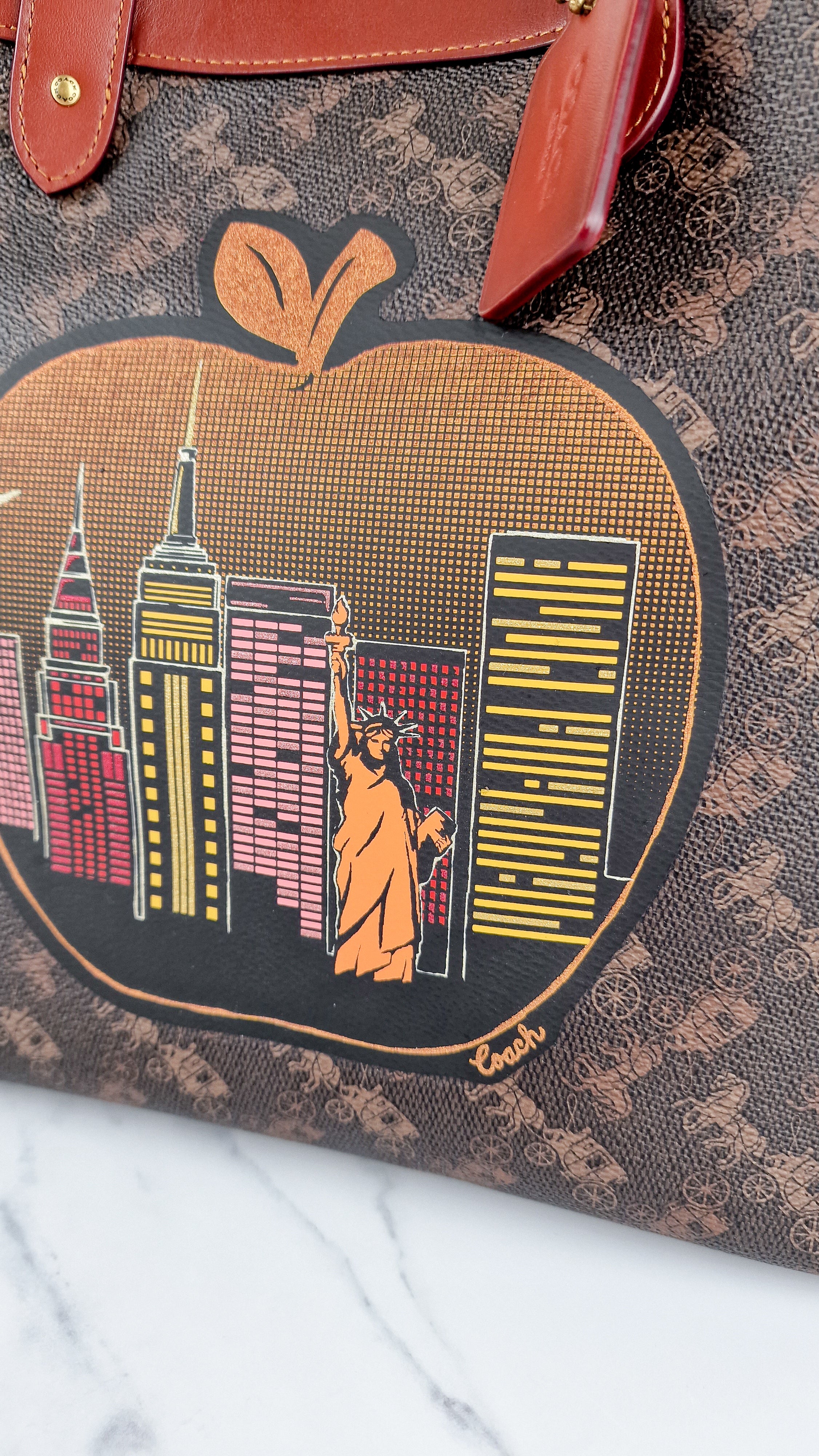 Coach Field Tote Bag In Signature Coated Canvas With Big Apple Skyline New York Saddle Brown Tan Truffle Rust - Handbag Coach C0769 - Image 12