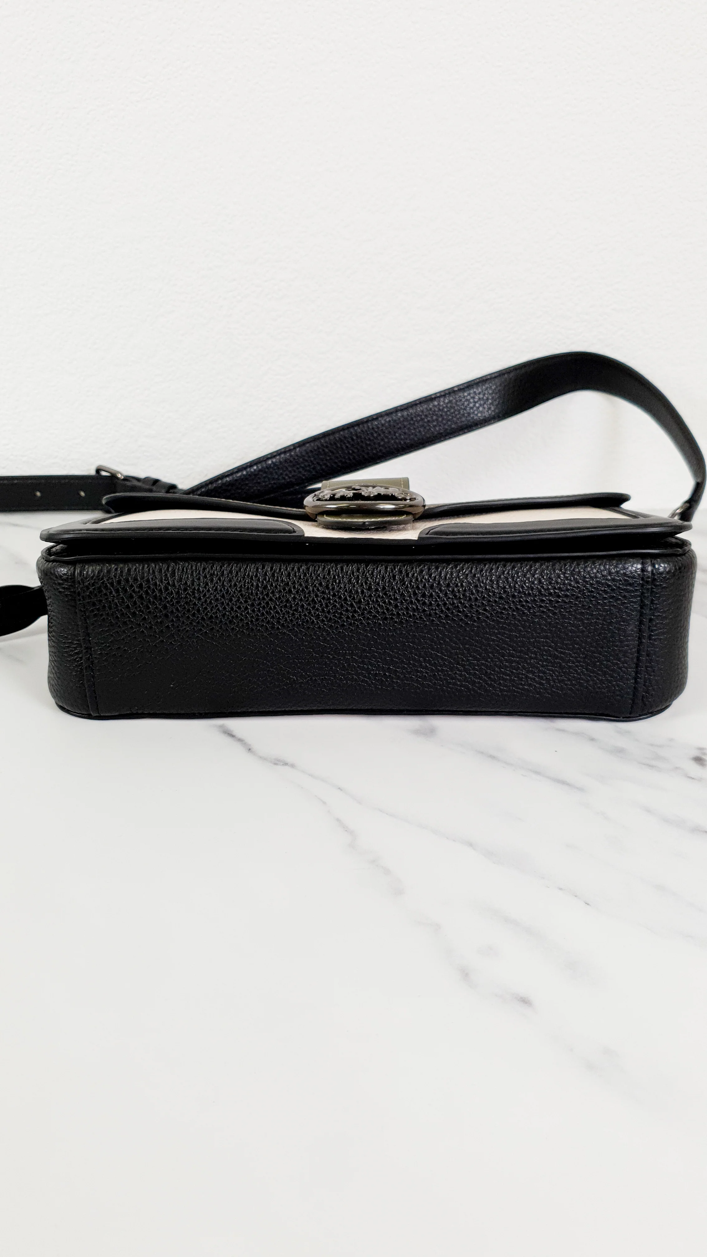 Coach Georgie Shoulder Bag in Colorblock Pebble Leather Kelp Green, Black & Chalk - Army green Coach 6019 - Image 11