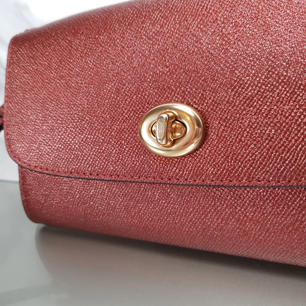 Coach Chain Crossbody in Metallic Red Burgundy Crossgrain Leather with Turnlock - Clutch Wristlet Bag - Coach F22828 - Image 9