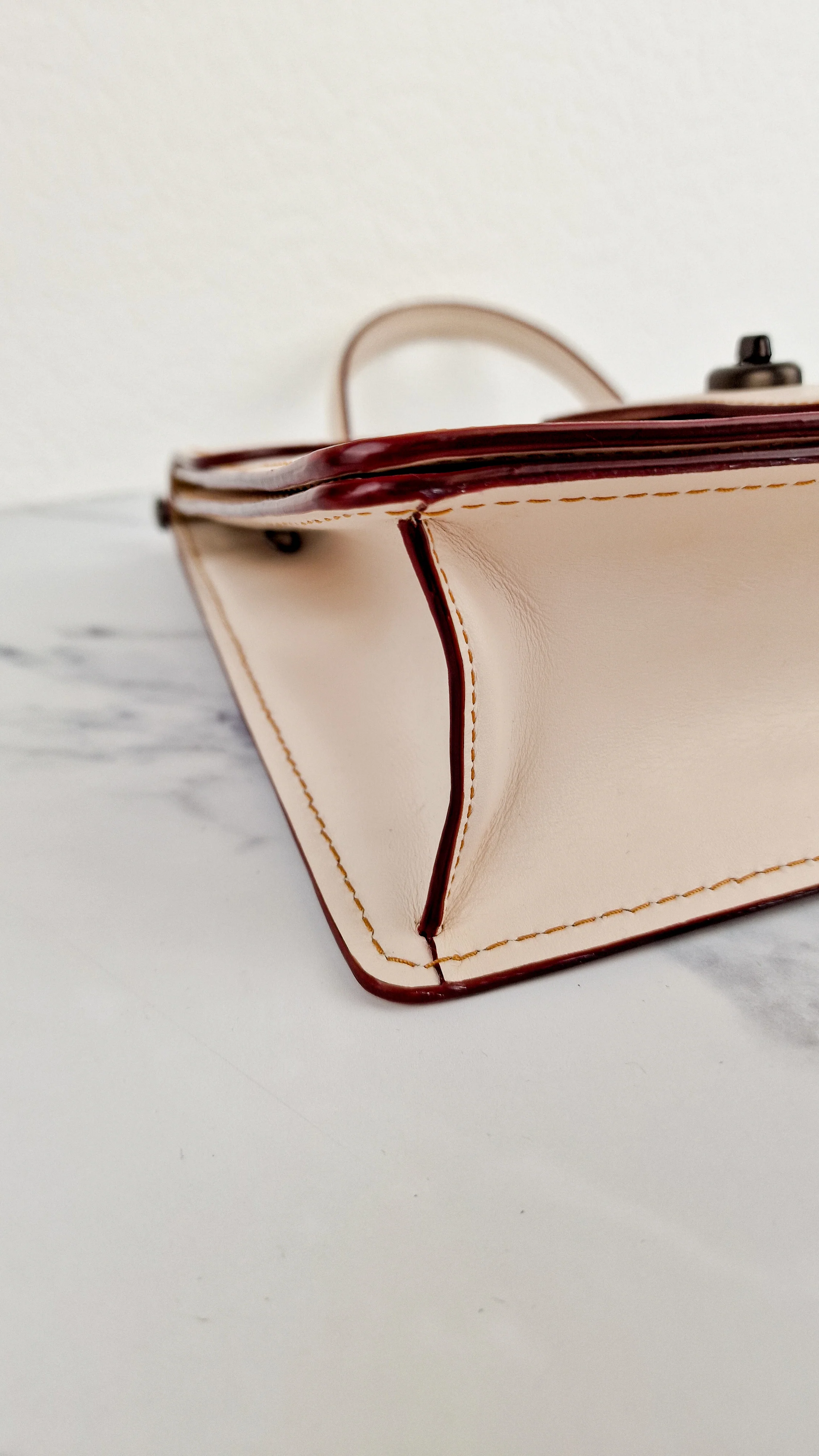 Coach Originals Willis Station Bag in Chalk Smooth Glovetanned Leather Tophandle Sample Bag - Image 13