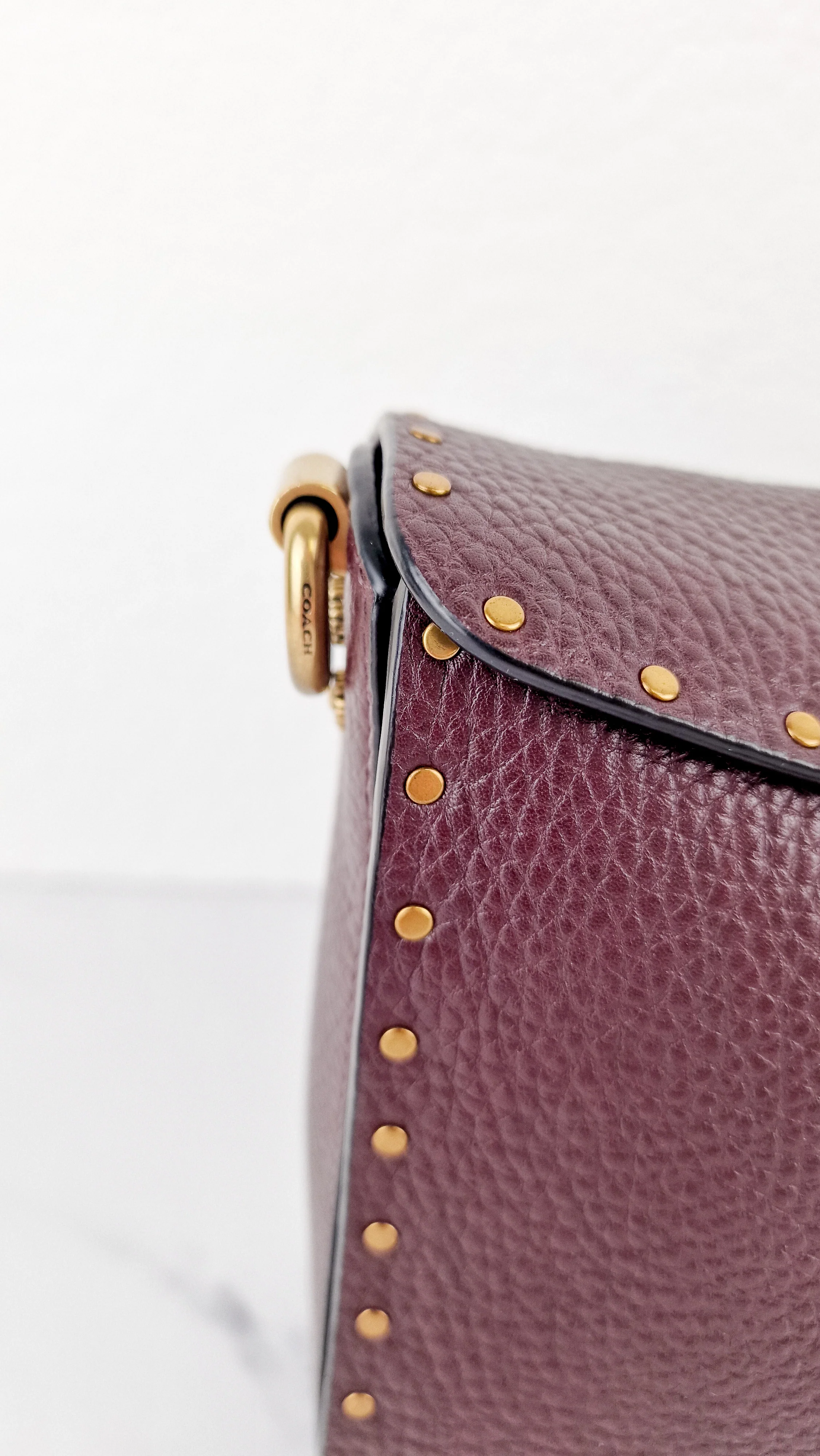 Coach 1941 Page 27 With Border Rivets in Oxblood Brown Pebble Leather - Coach 31929 - Image 3