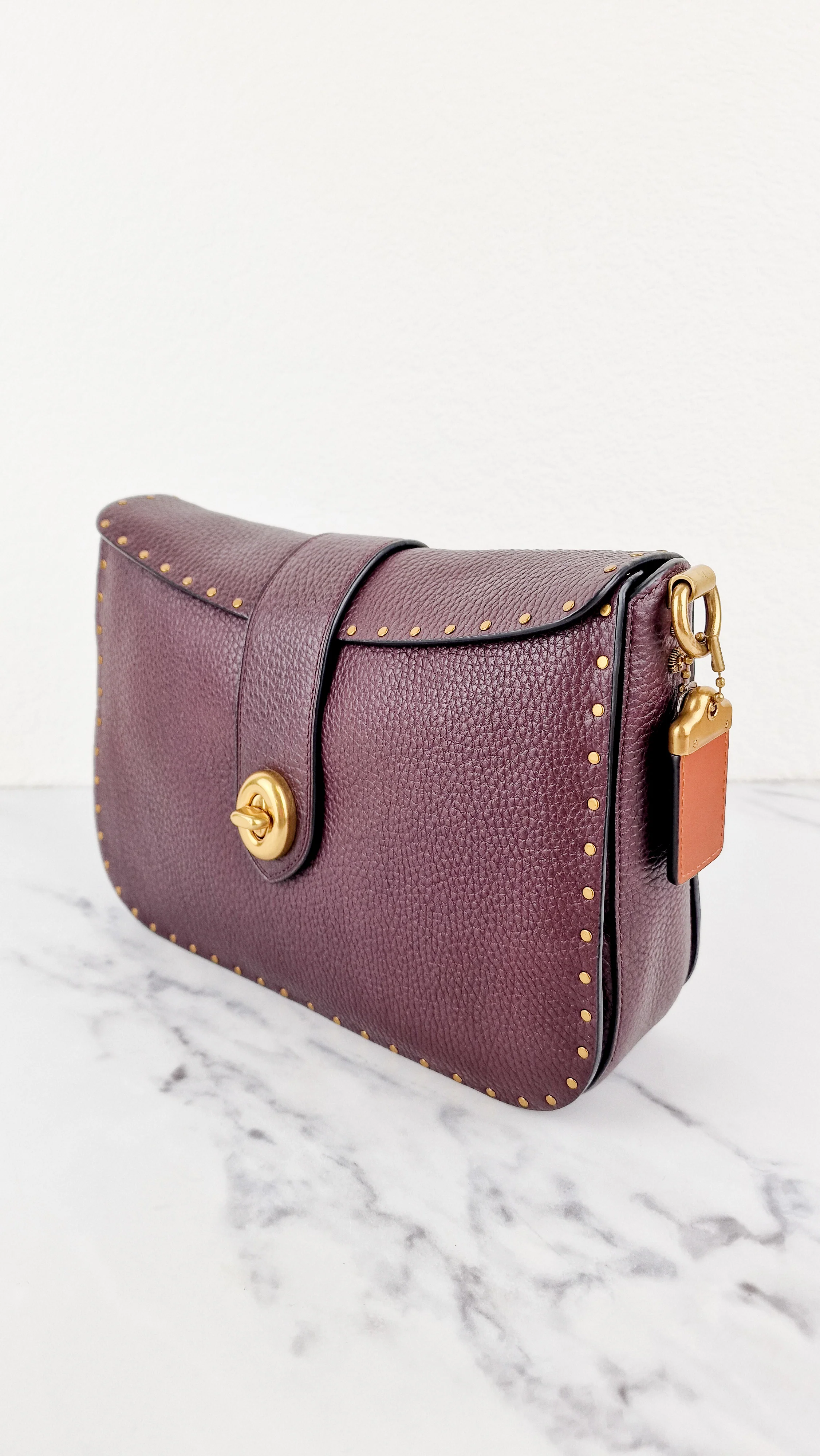 Coach 1941 Page 27 With Border Rivets in Oxblood Brown Pebble Leather - Coach 31929 - Image 4