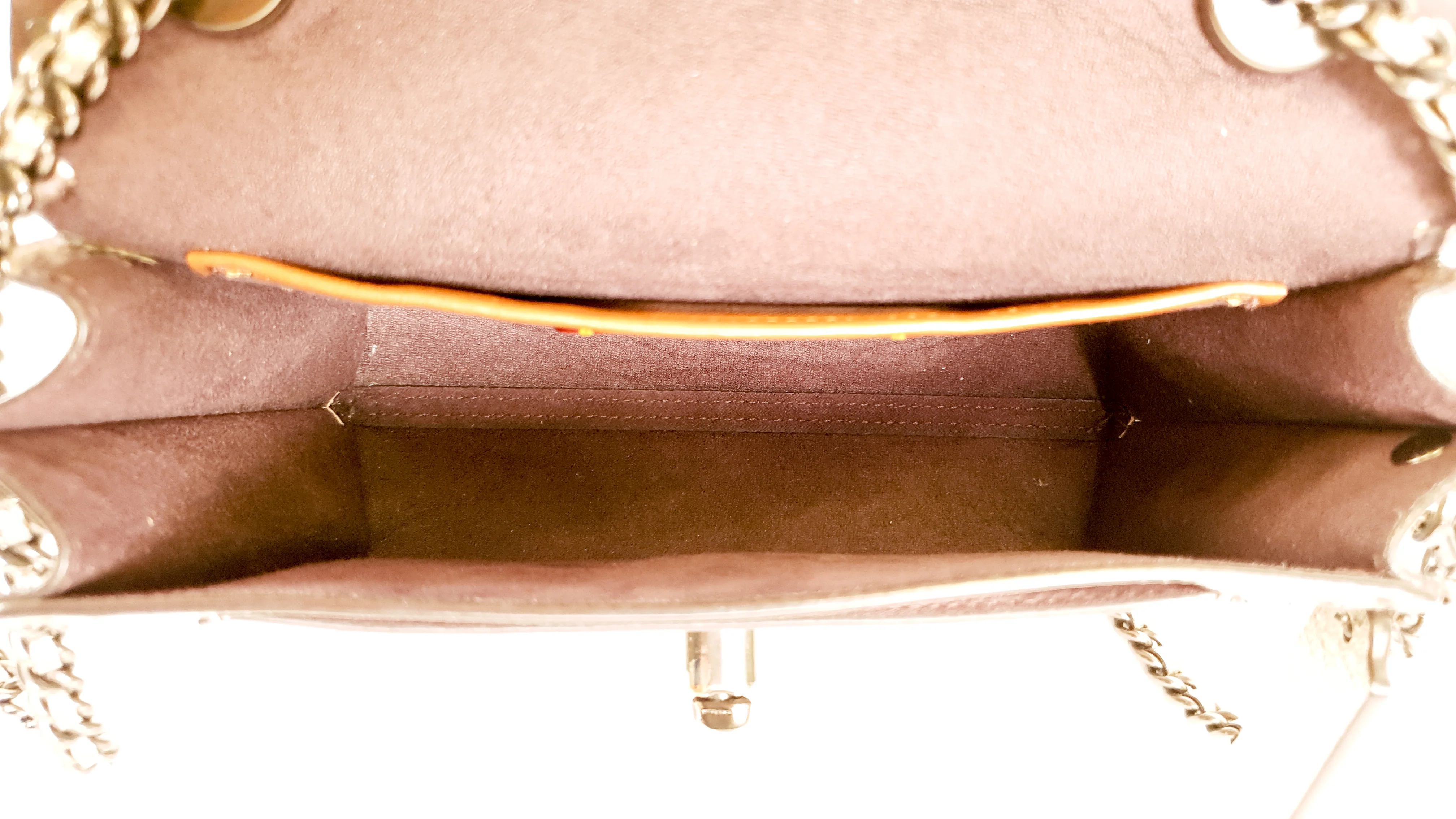 Coach Parker 18 in Signature Canvas With Tea Rose Turnlock, Border Rivets, Snakeskin Detail & Metallic Leather - Shoulder Bag Crossbody Bag Champagne Platinum Beige - Coach 39680 - Image 15