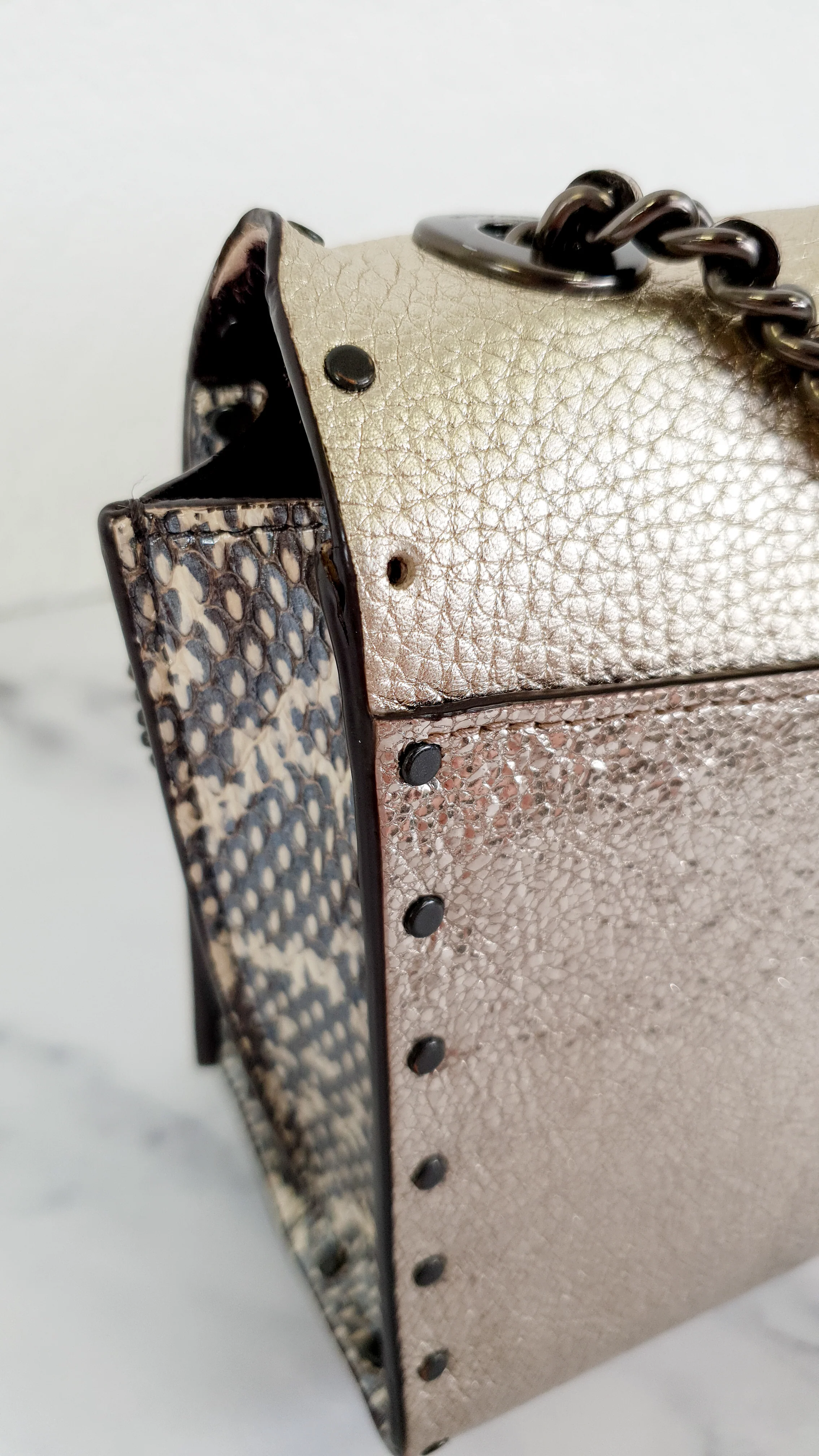Coach Parker 18 in Signature Canvas With Tea Rose Turnlock, Border Rivets, Snakeskin Detail & Metallic Leather - Shoulder Bag Crossbody Bag Champagne Platinum Beige - Coach 39680 - Image 6