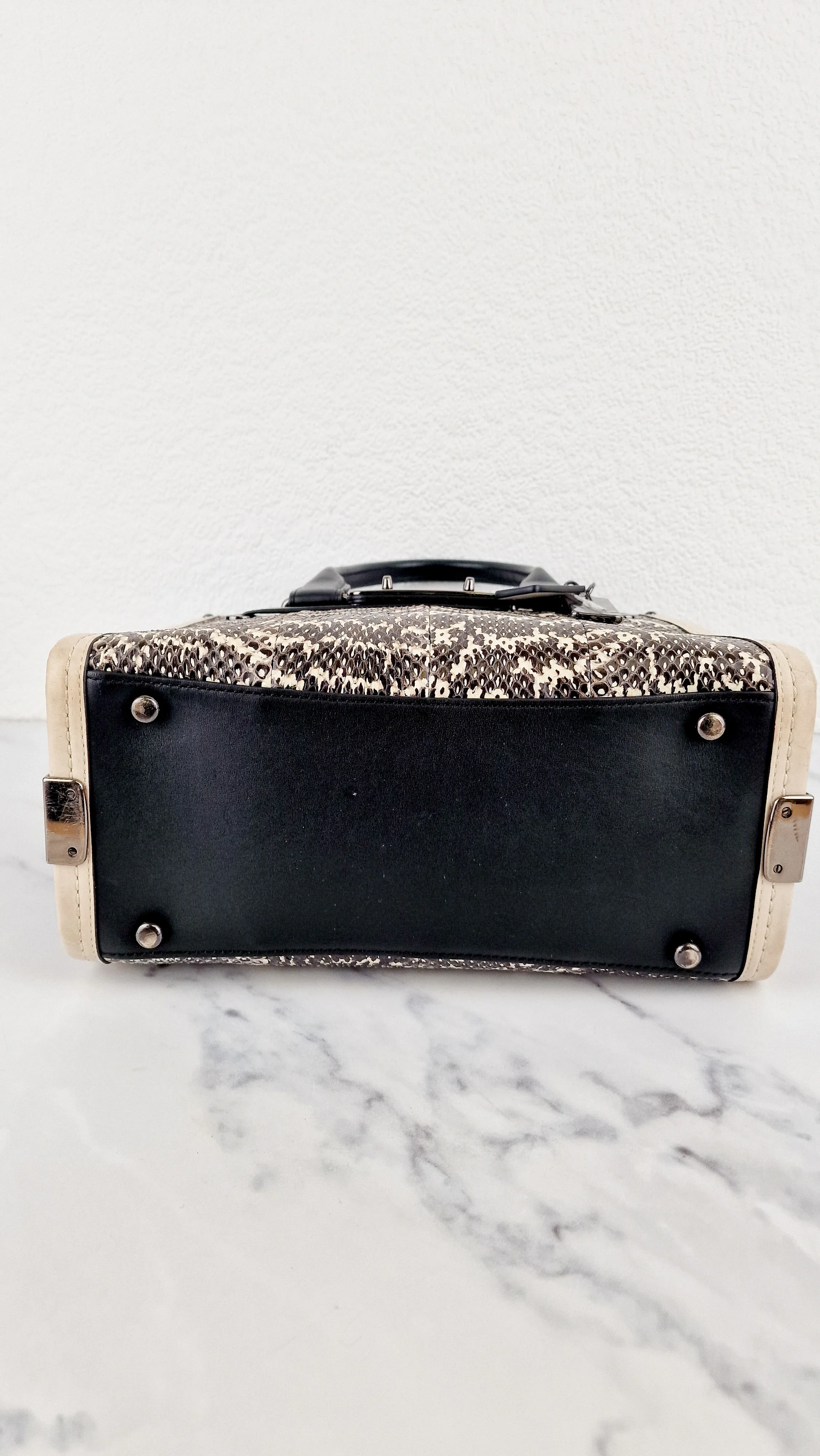 Coach Swagger 27 in Genuine Snakeskin Colorblock Black & White Chalk Leather Handbag - Coach 57113 - Image 8