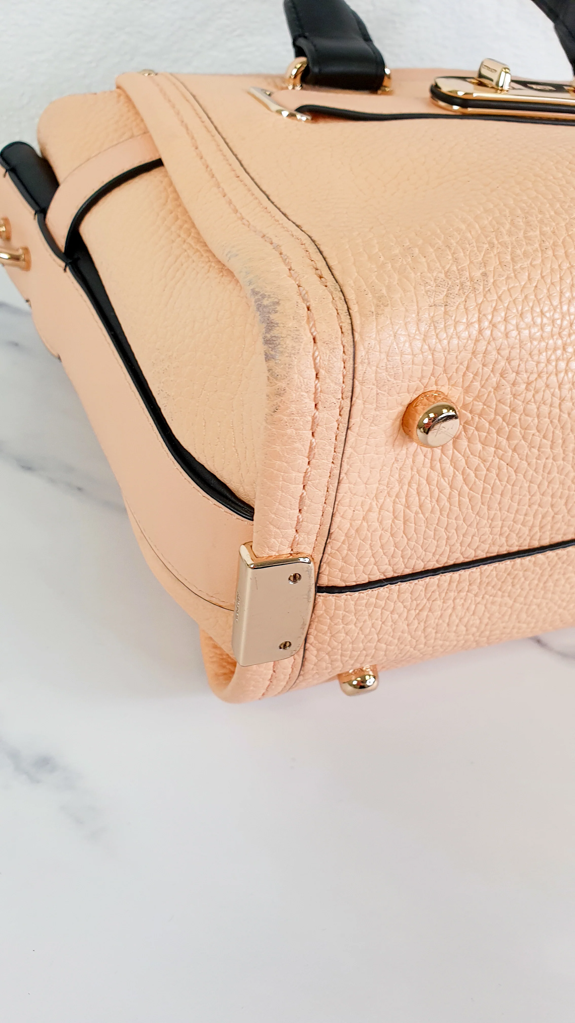 Coach Swagger 27 in Peach Salmon Pink with Colorblock Black Handles - Pebble Leather HandbagCrossbody Bag - Coach 34417 - Image 11