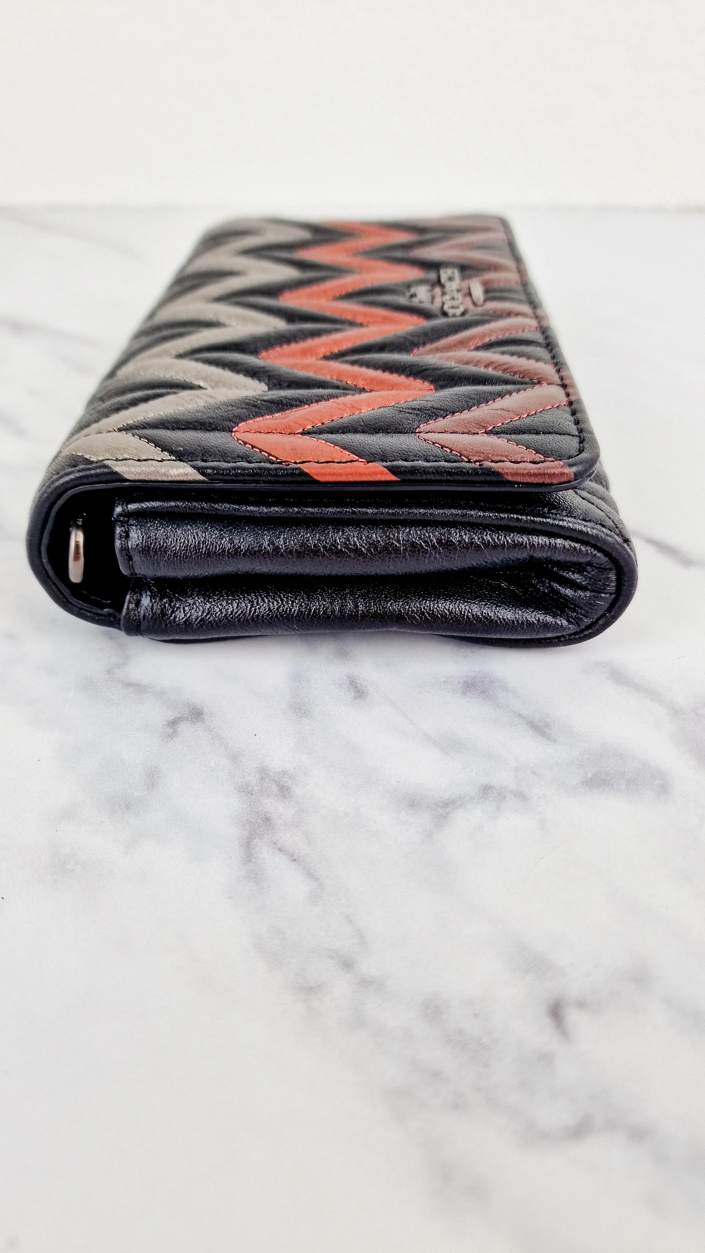 Coach Chevron Quilted Leather Crossbody Wallet Clutch Bag Black Metallic - Coach F38681 - Image 5