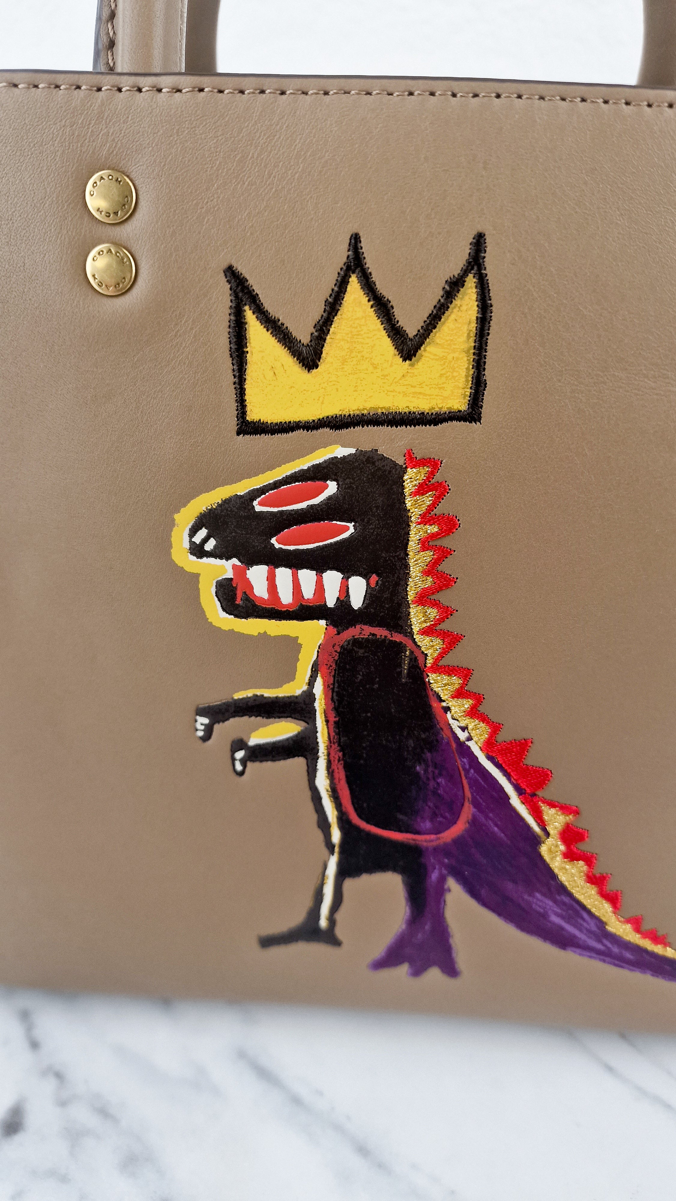 Coach x Jean-Michel Basquiat Rogue 25 Pez Dispenser Dinosaur Bag in Elm Leather & Suede - Handbag Crosbody Shoulder Bag in Taupe Beechwood Coach 6889 - Image 3