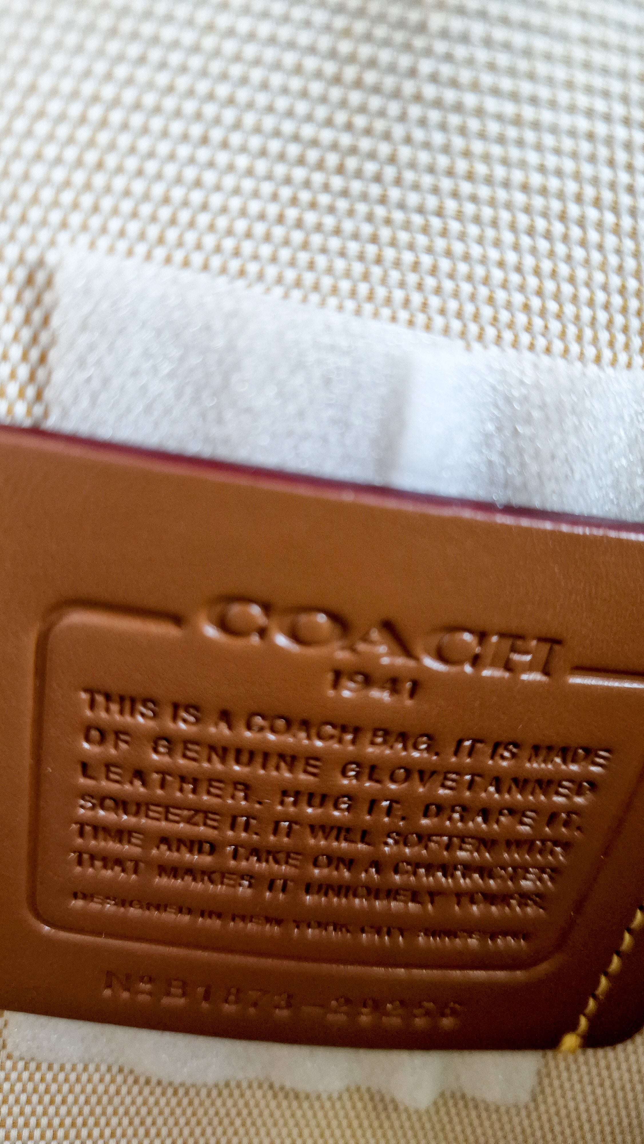 Coach 1941 Cooper Carryall in Chalk & Beechwood with Border Rivets Colorblock - Handbag Shoulder Bag Coach 29256 - Image 12