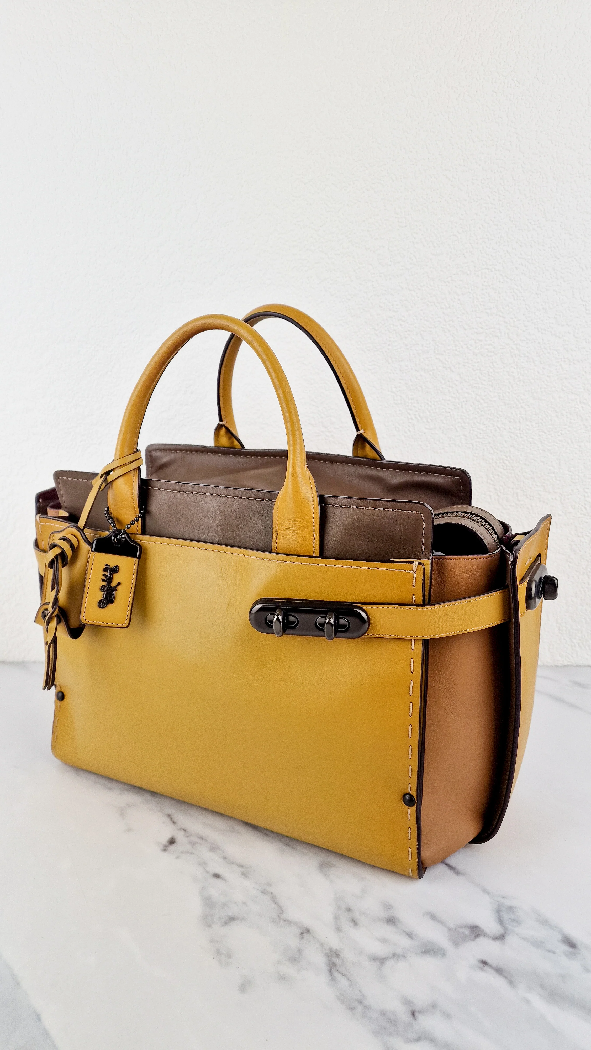 Coach 1941 Double Swagger Flax Yellow Handbag C Chain Strap Leather Bag - Coach 25831 - Image 7