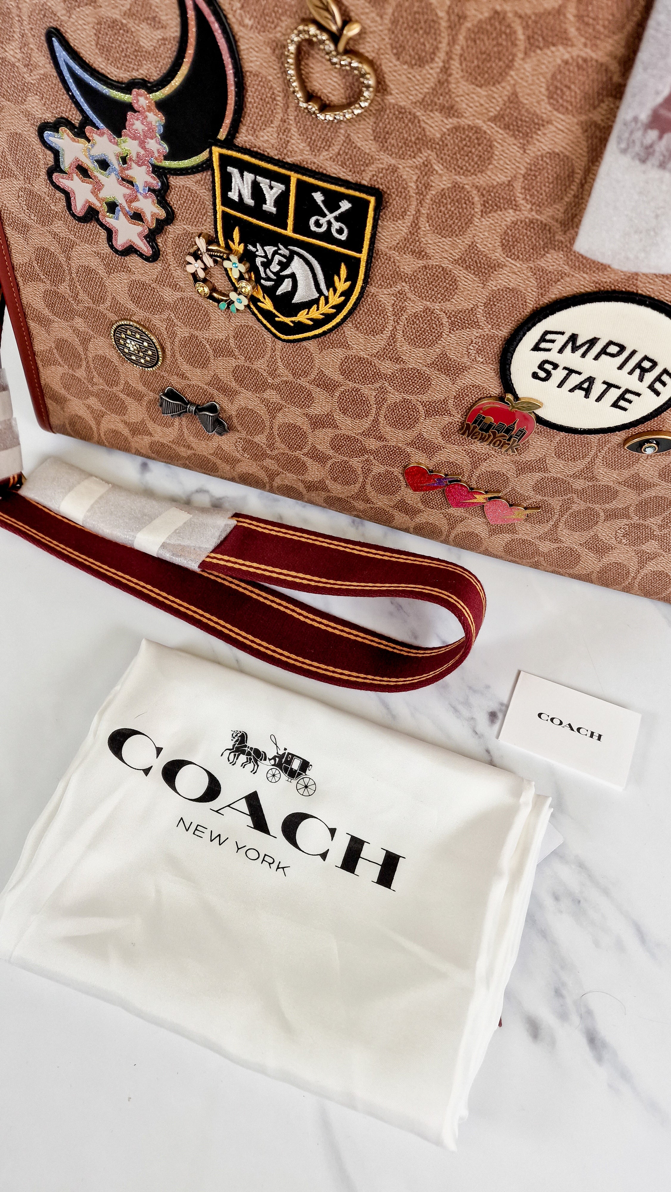 Field Tote 40 in Signature Canvas with Souvenir Patches and Pins Empire State Rexy - Tan Rust Saddle Brown Shoulder Bag Crossbody - Coach C0768 - Image 17